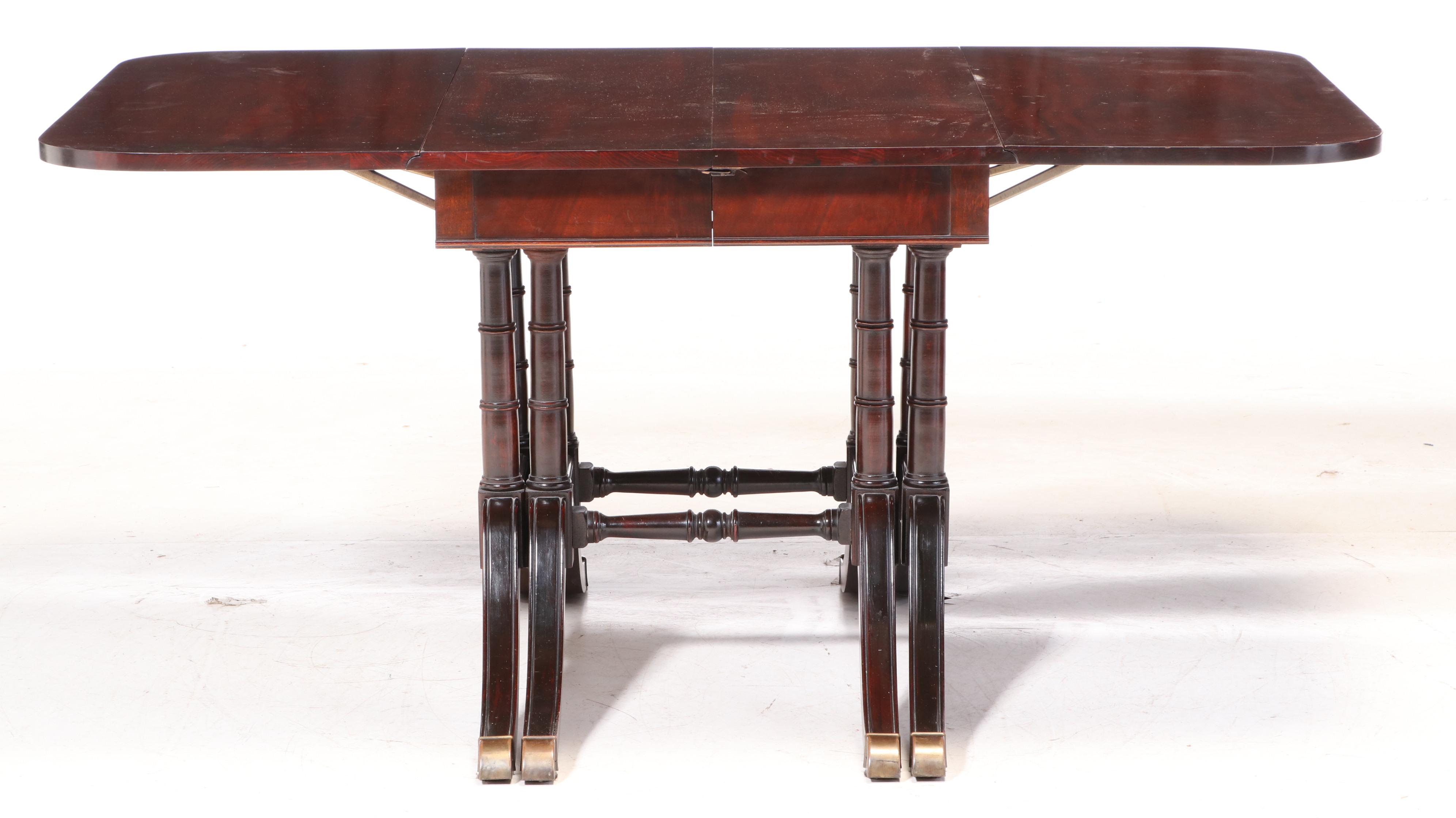 White Furniture Co. Classical Style Mahogany-Veneered and Stained Dining Suite