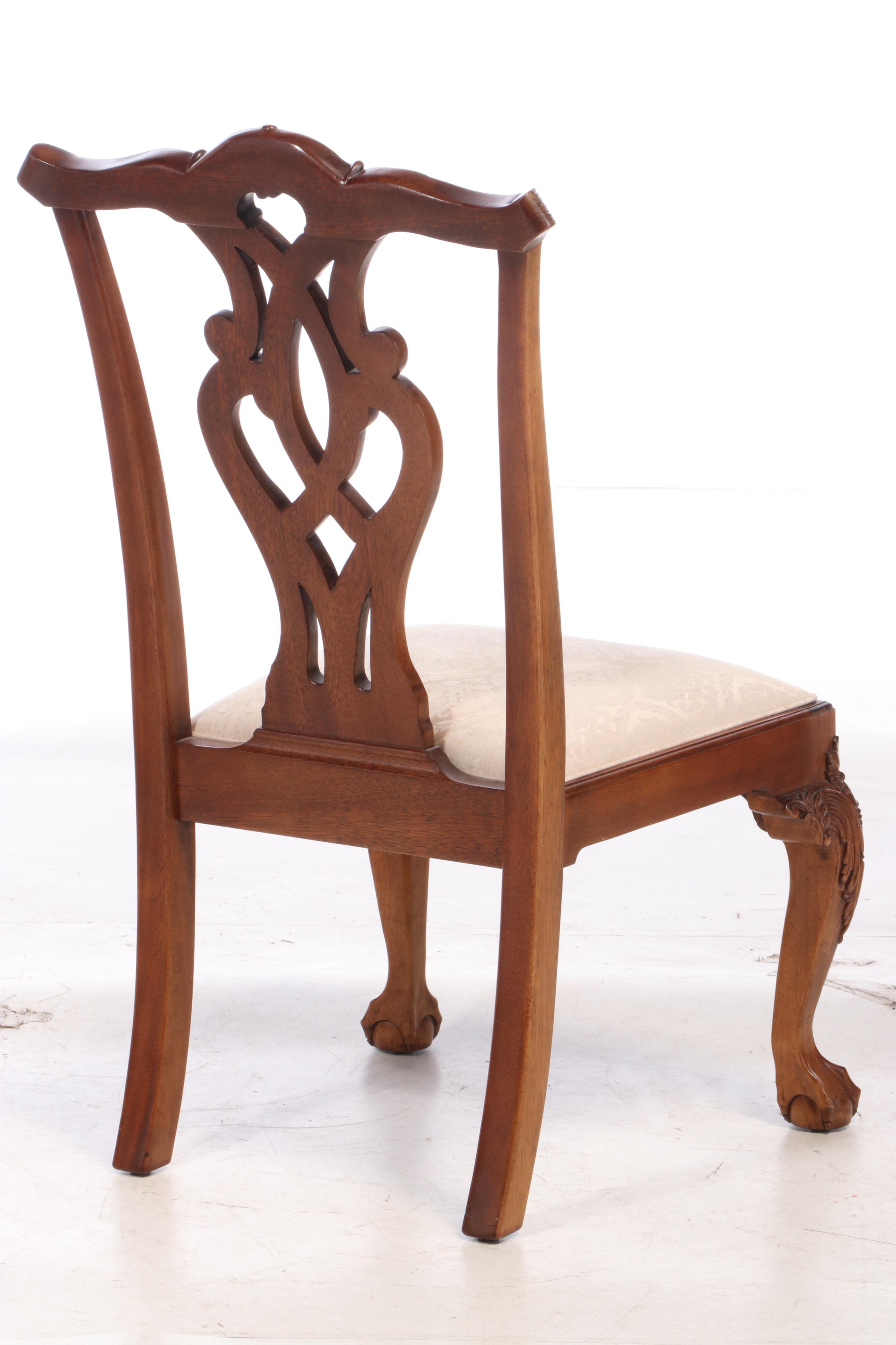 Stanley Chippendale Style "Stoneleigh" Eleven-Piece Mahogany Dining Set