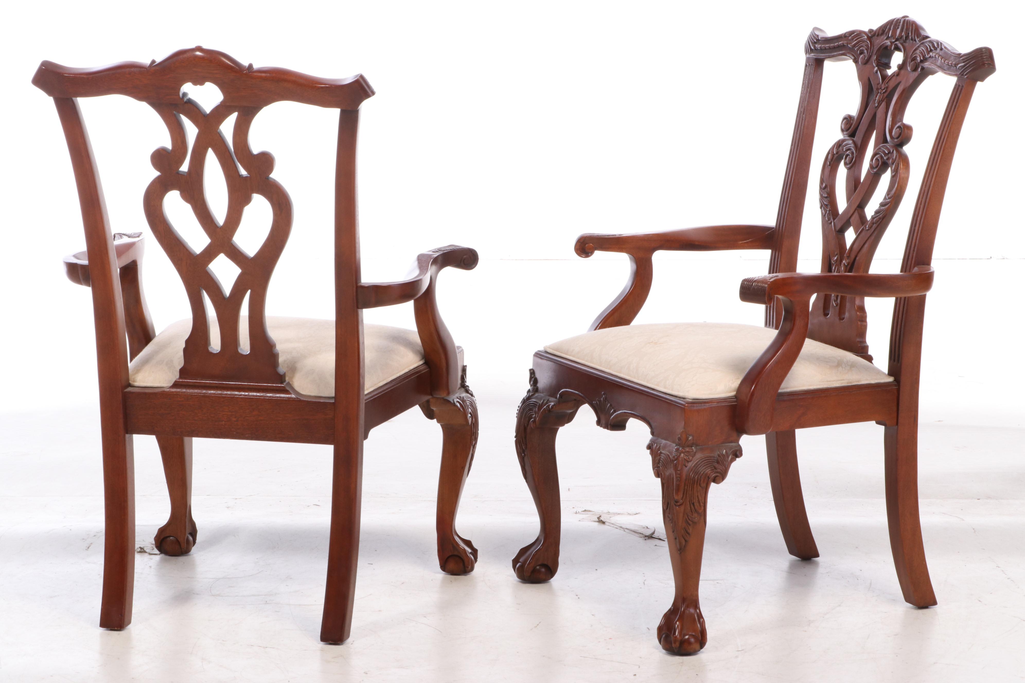 Stanley Chippendale Style "Stoneleigh" Eleven-Piece Mahogany Dining Set