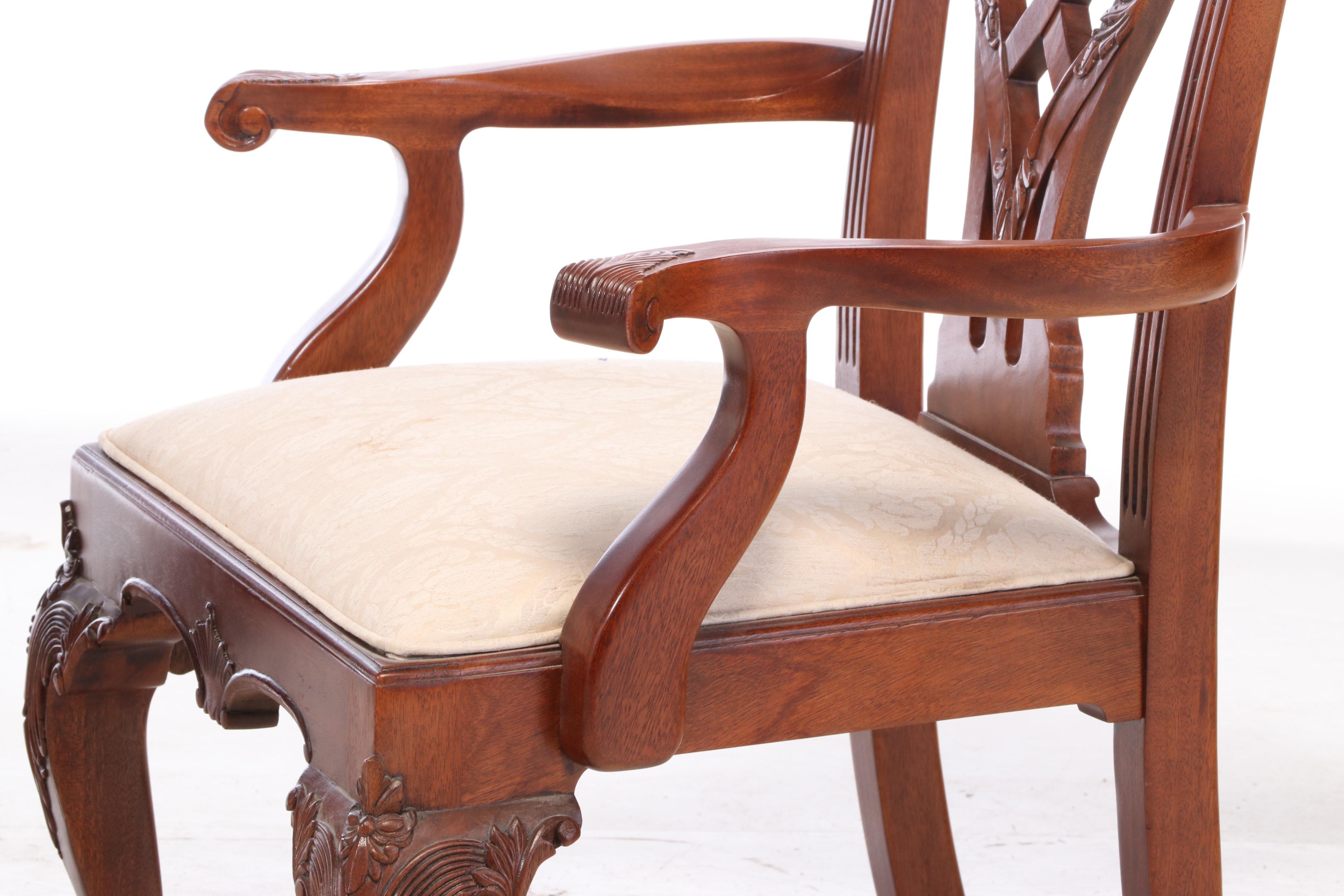 Stanley Chippendale Style "Stoneleigh" Eleven-Piece Mahogany Dining Set