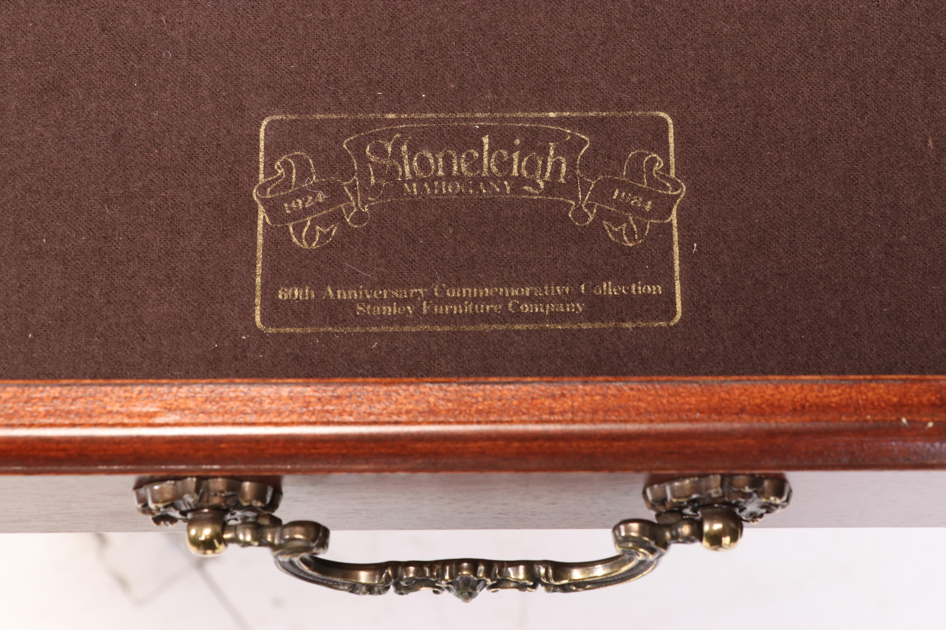 Stanley Chippendale Style "Stoneleigh" Eleven-Piece Mahogany Dining Set