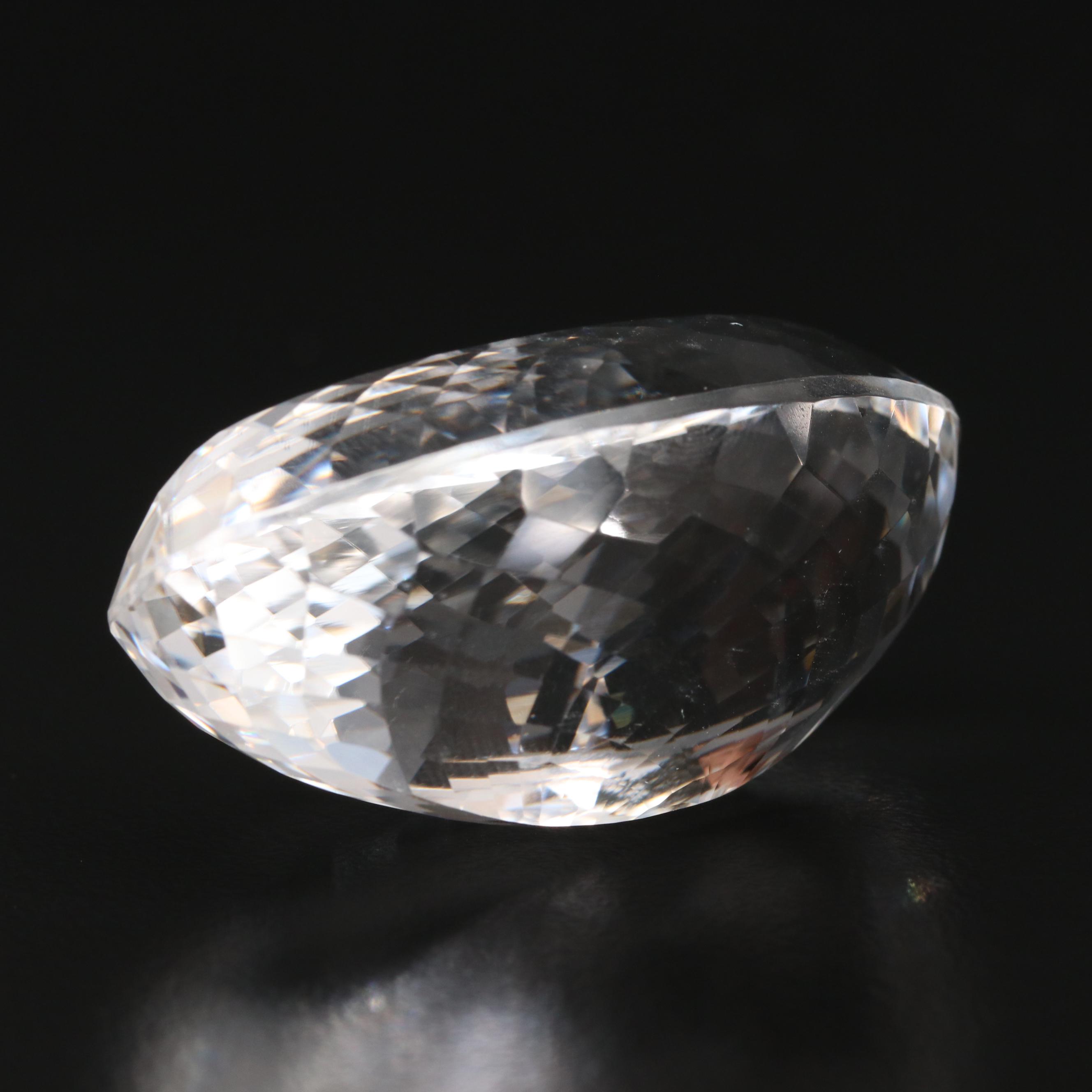 Loose 163.95 CT Quartz