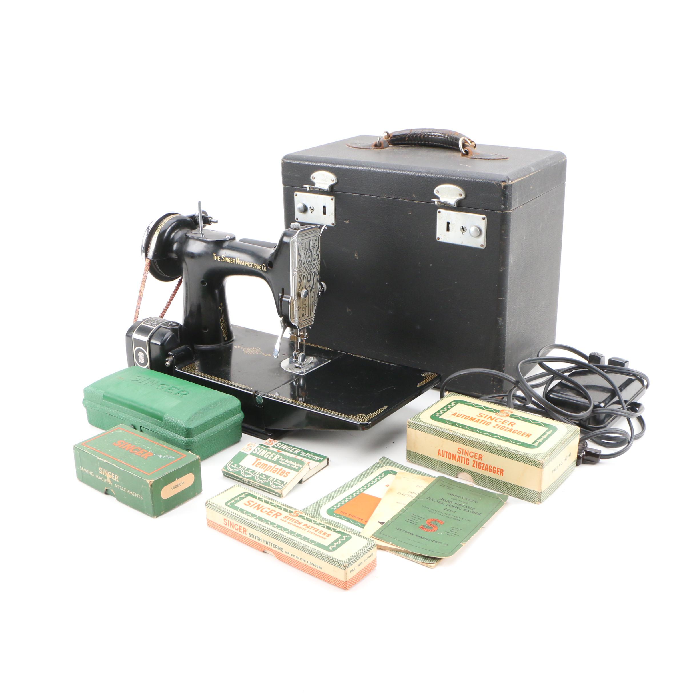 Singer Featherweight 221 Sewing Machine with Case, Early to Mid-20th Century