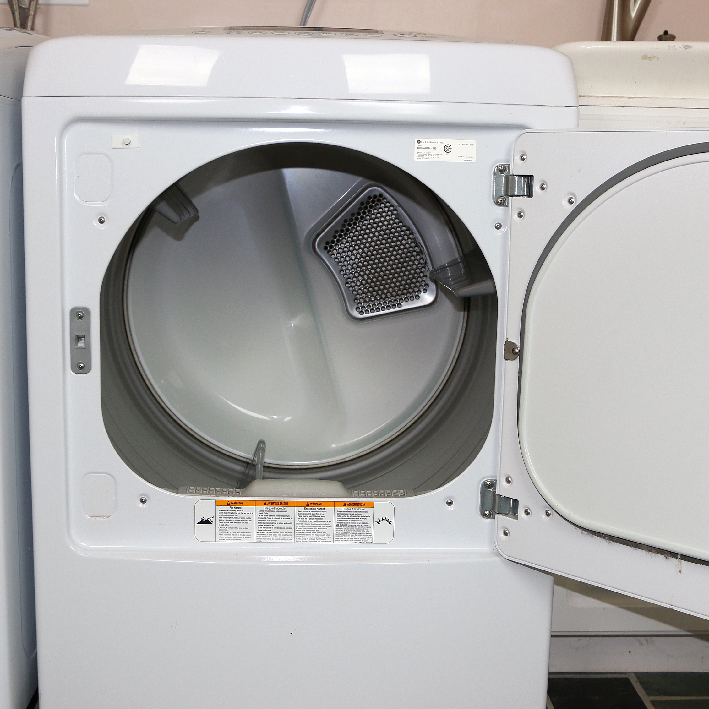 LG Large Capacity 9-Cycle Front Load Electric Dryer