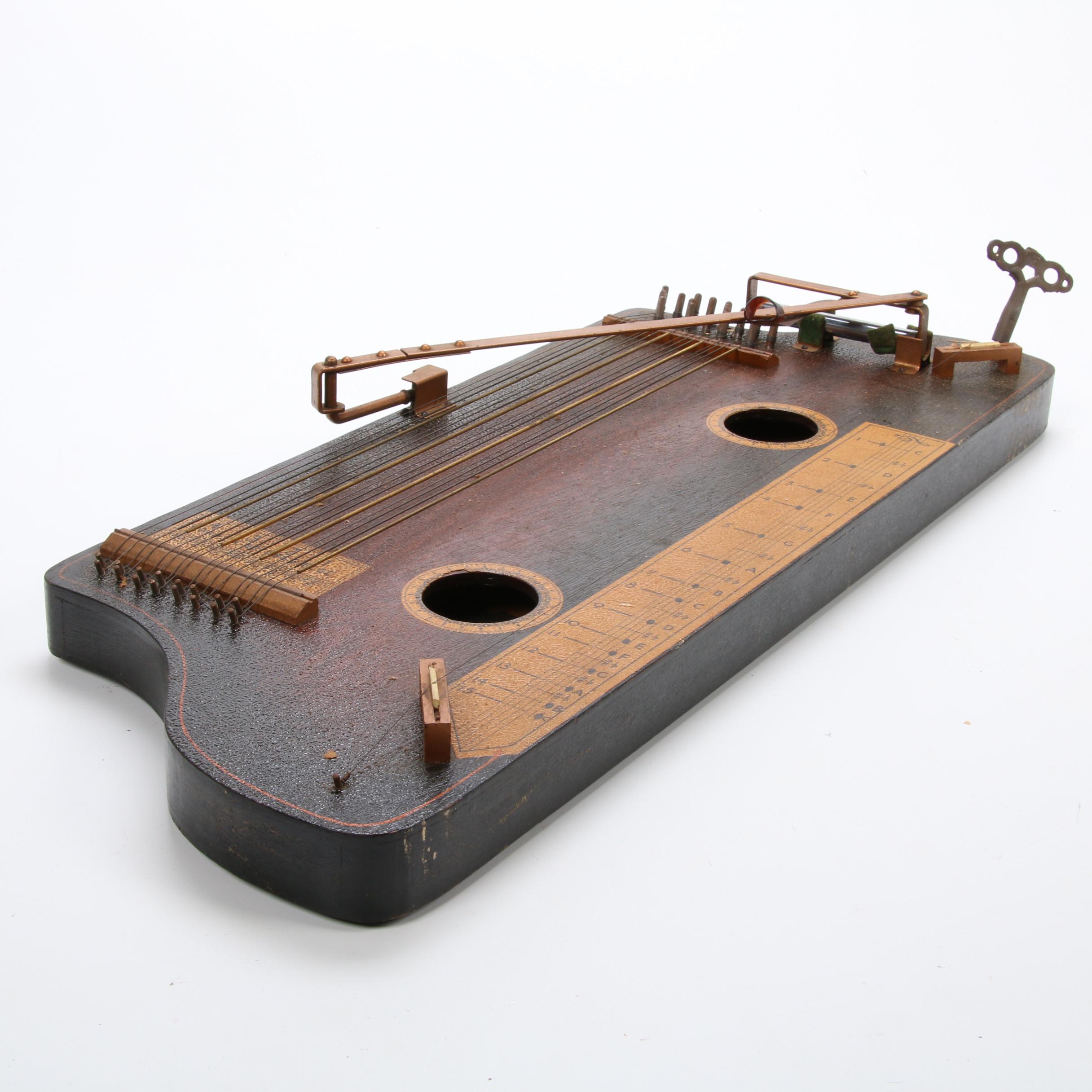 1940s Hawaiian Tremoloa Fretless Zither