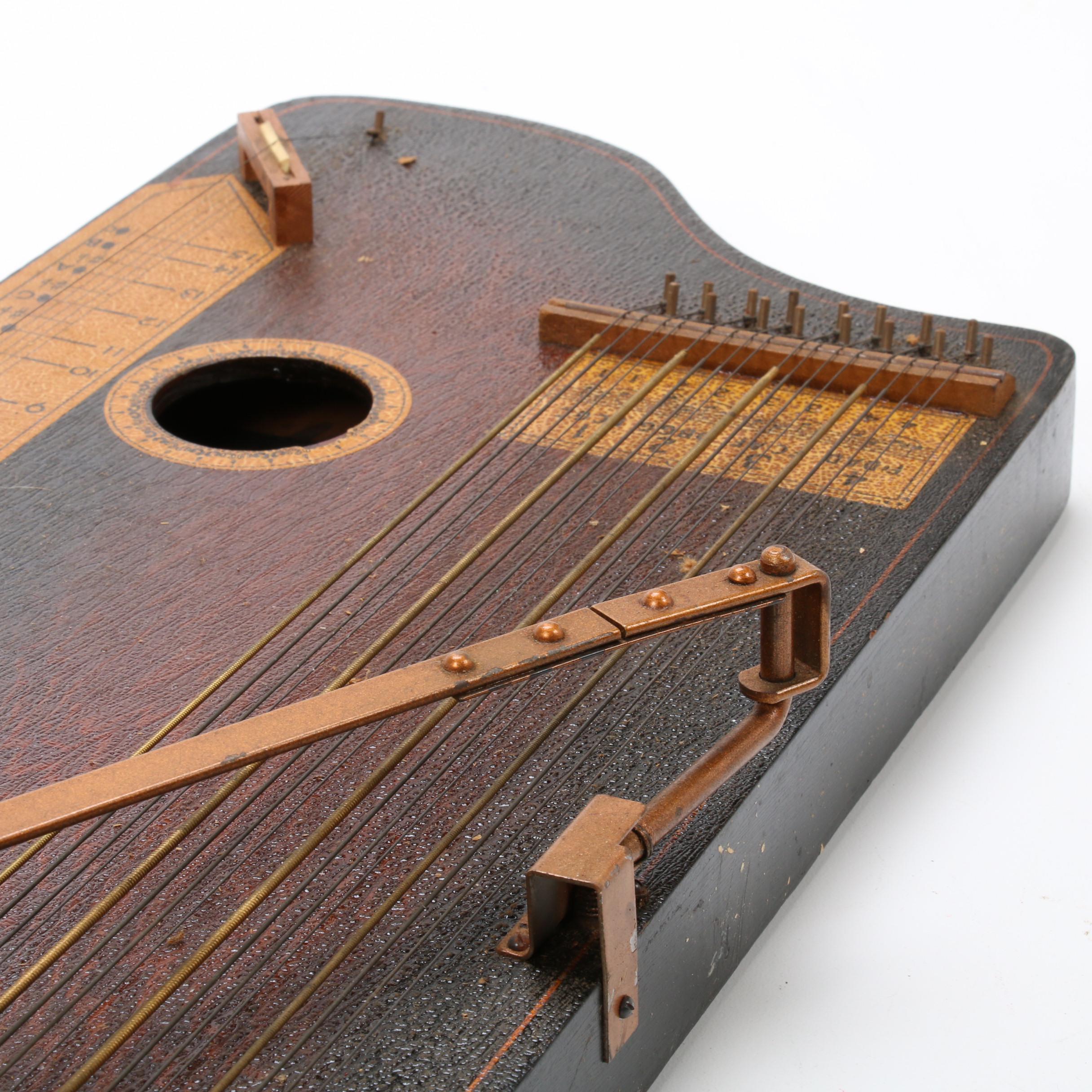 1940s Hawaiian Tremoloa Fretless Zither