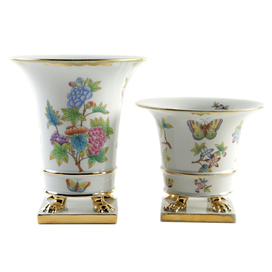 Herend Hand-Painted "Queen Victoria" Porcelain Claw Foot Urn Vases