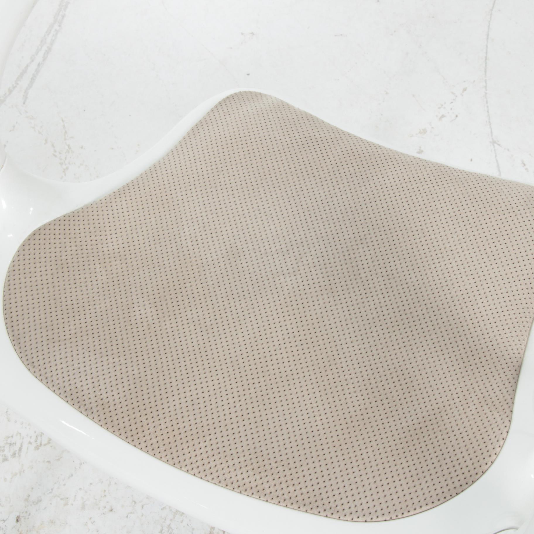 Pair of Ross Lovegrove for Bernhardt Design "Go" Chairs