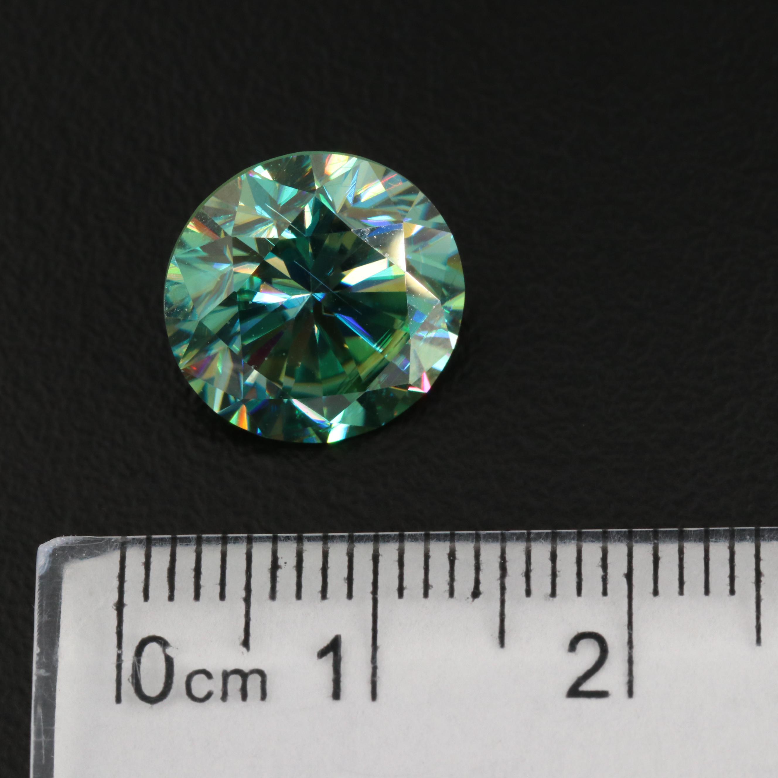 Loose 6.35 CT Round Faceted Moissanite