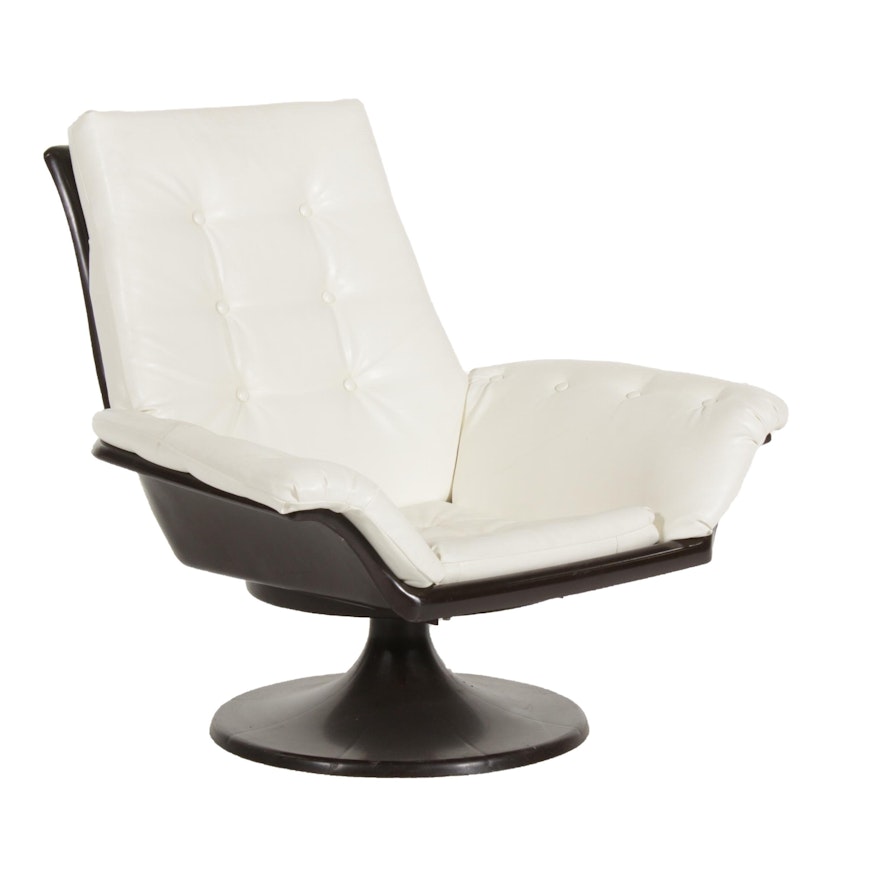 Decorion Fun Furnishings Modernist White Naugahyde Swivel Chair, Late 20th C.