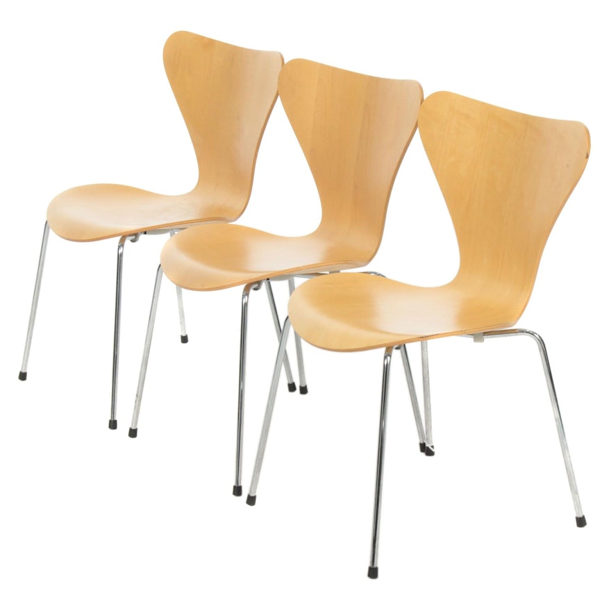 Set of Three Arne Jacobsen for Fritz Hansen Danish Modern Series 7 Chairs, 1996