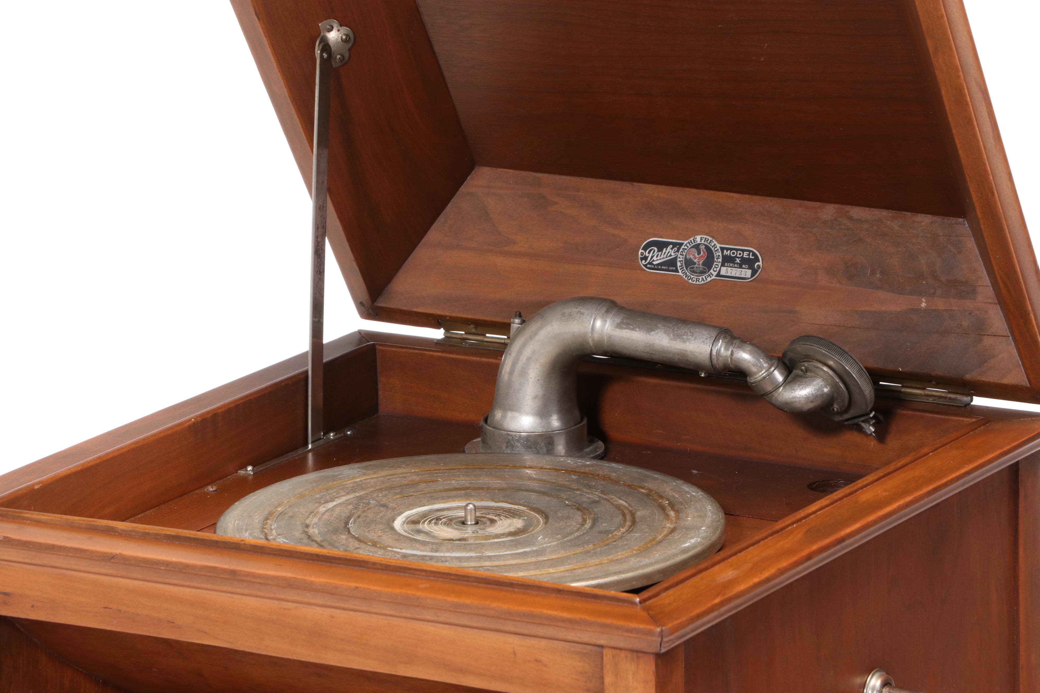 Pathé Frères "Model X" Phonograph Cabinet, Early 20th Century