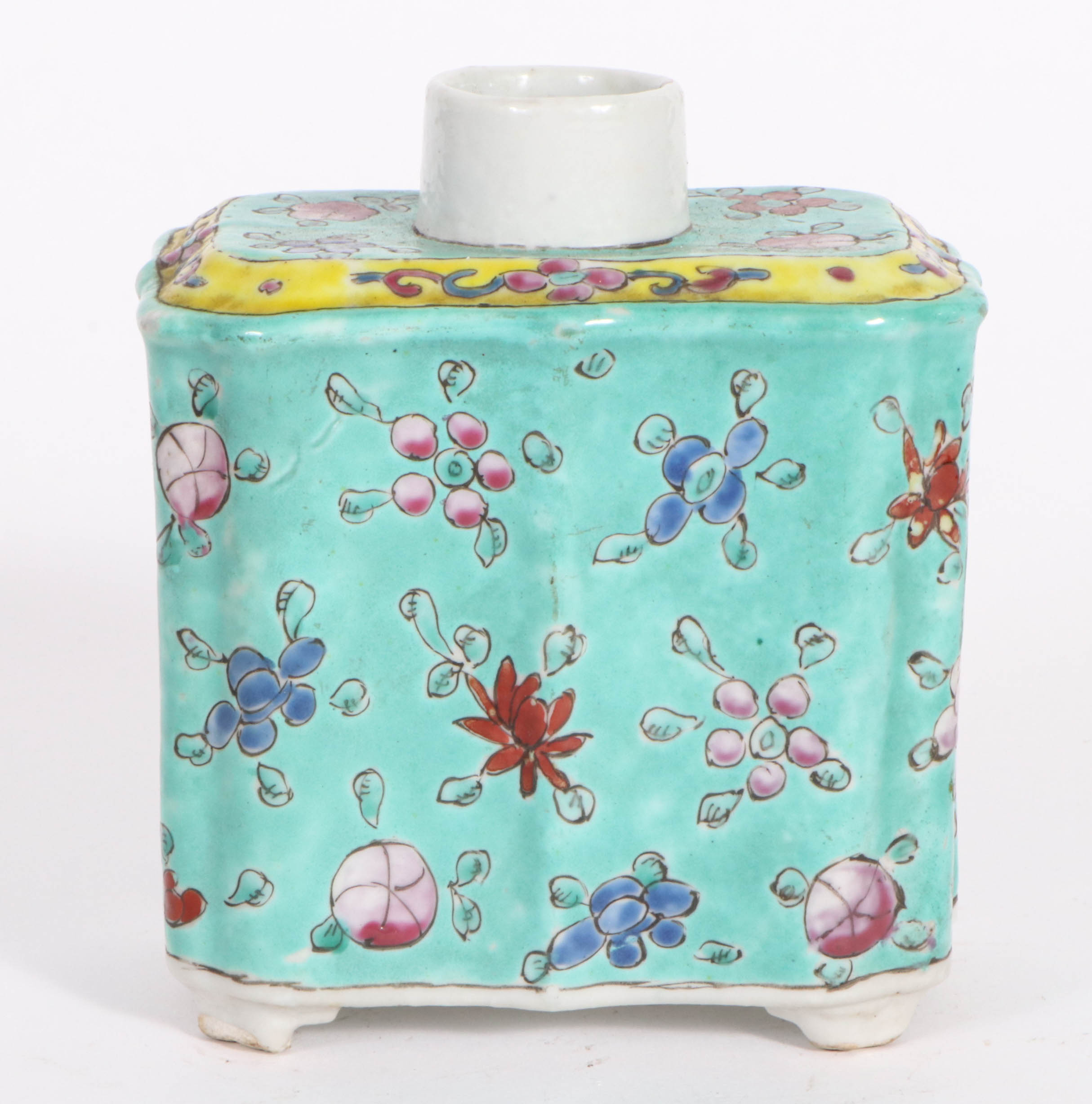 Tongzhi Dynasty Tea Bowls with Aqua Glaze Enameled Tea Caddy