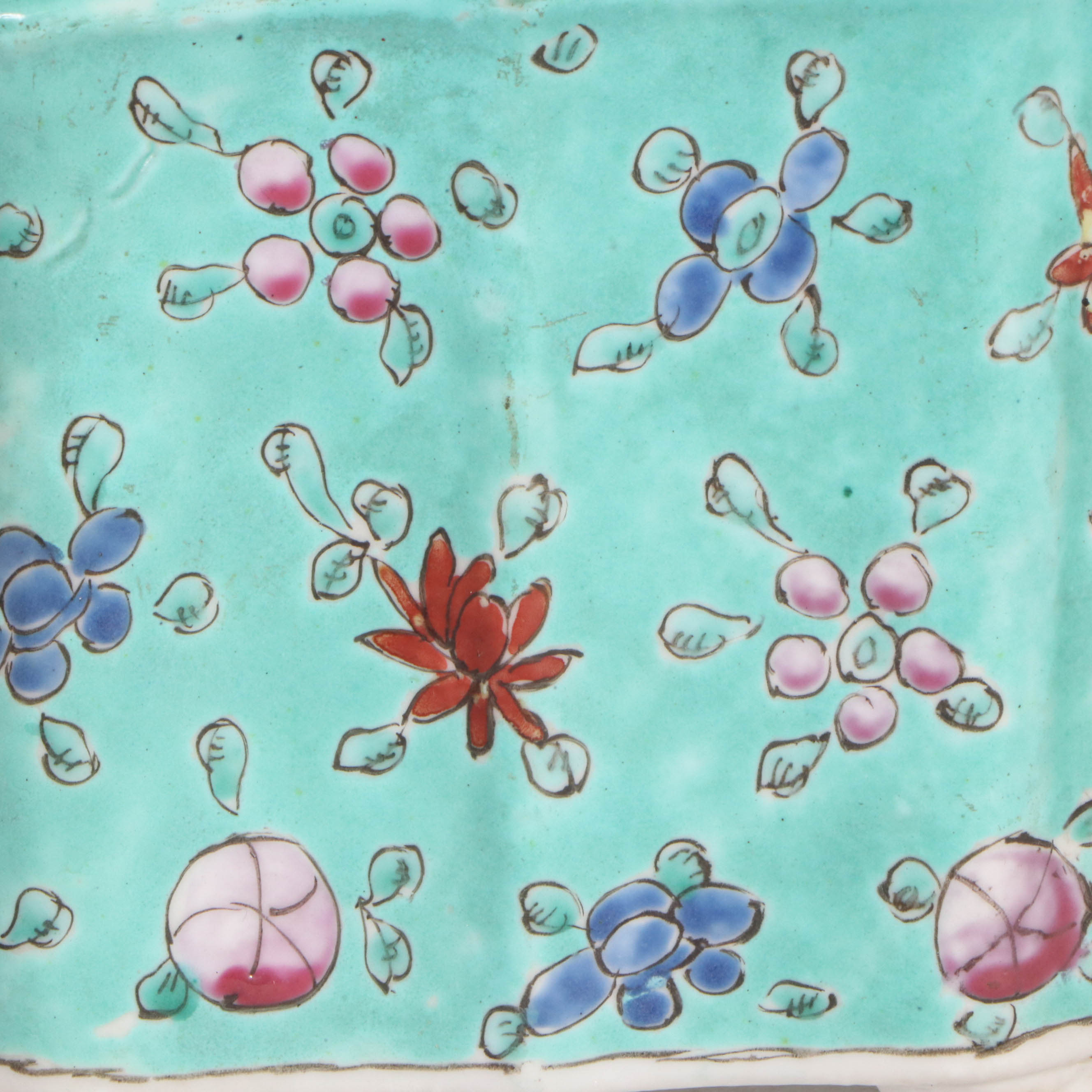 Tongzhi Dynasty Tea Bowls with Aqua Glaze Enameled Tea Caddy