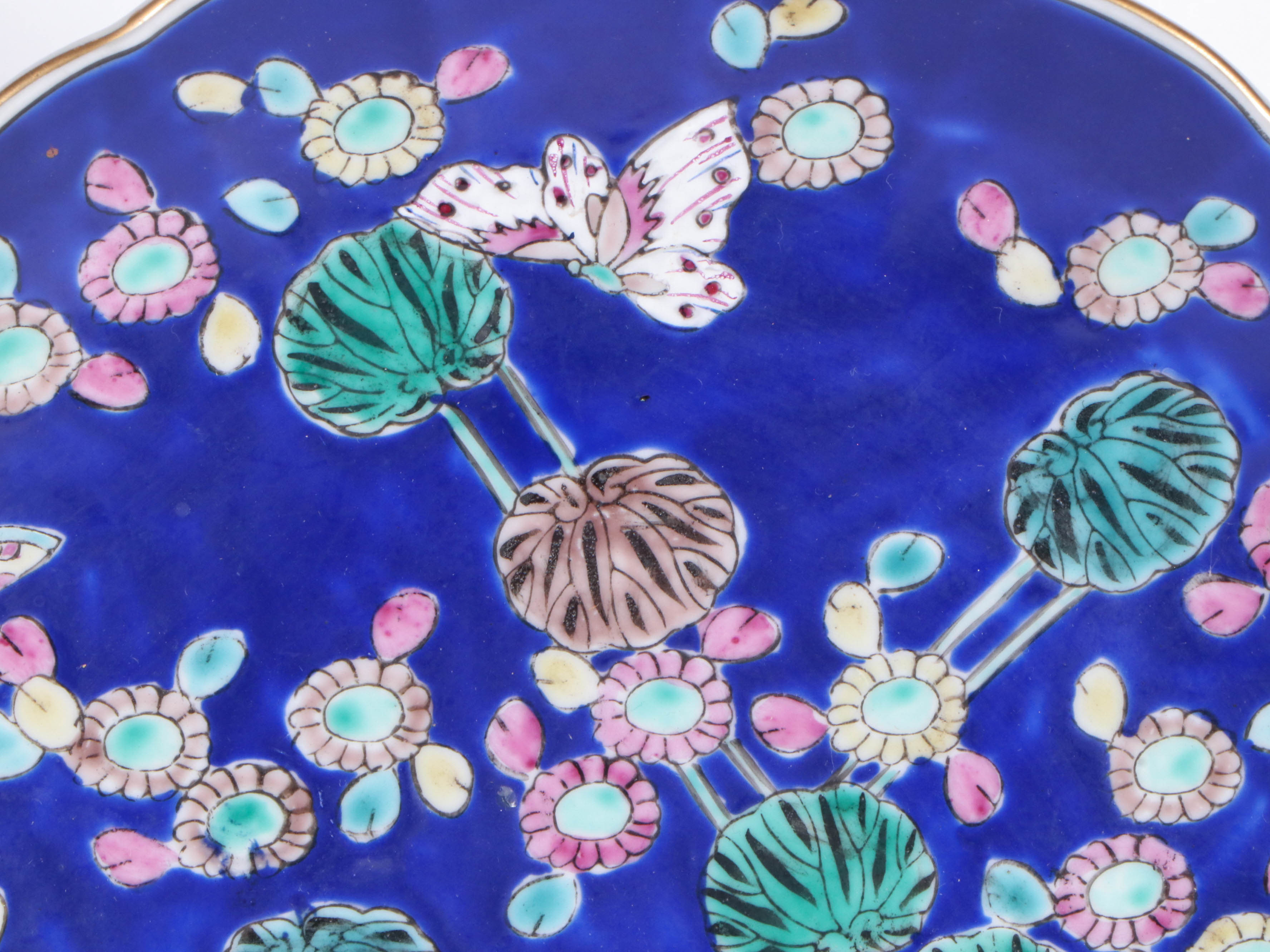 Japanese Gold Imari Hand-Painted Porcelain Floral Plate