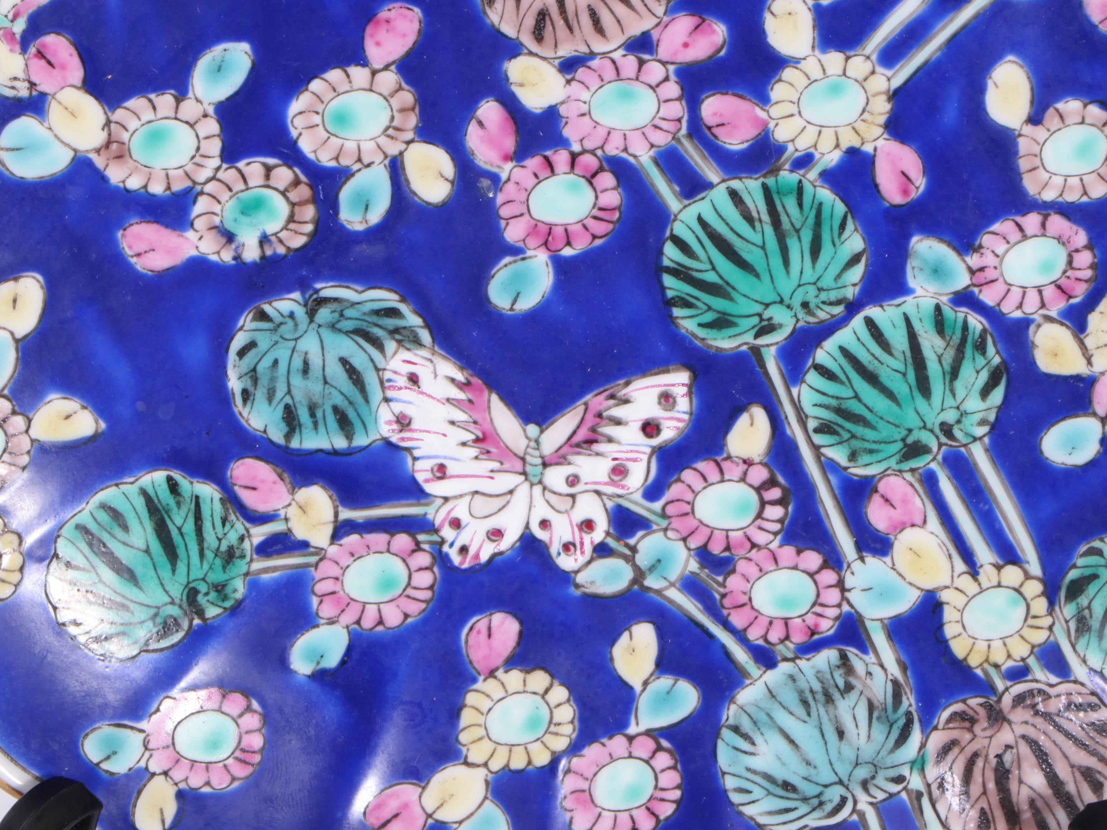 Japanese Gold Imari Hand-Painted Porcelain Floral Plate