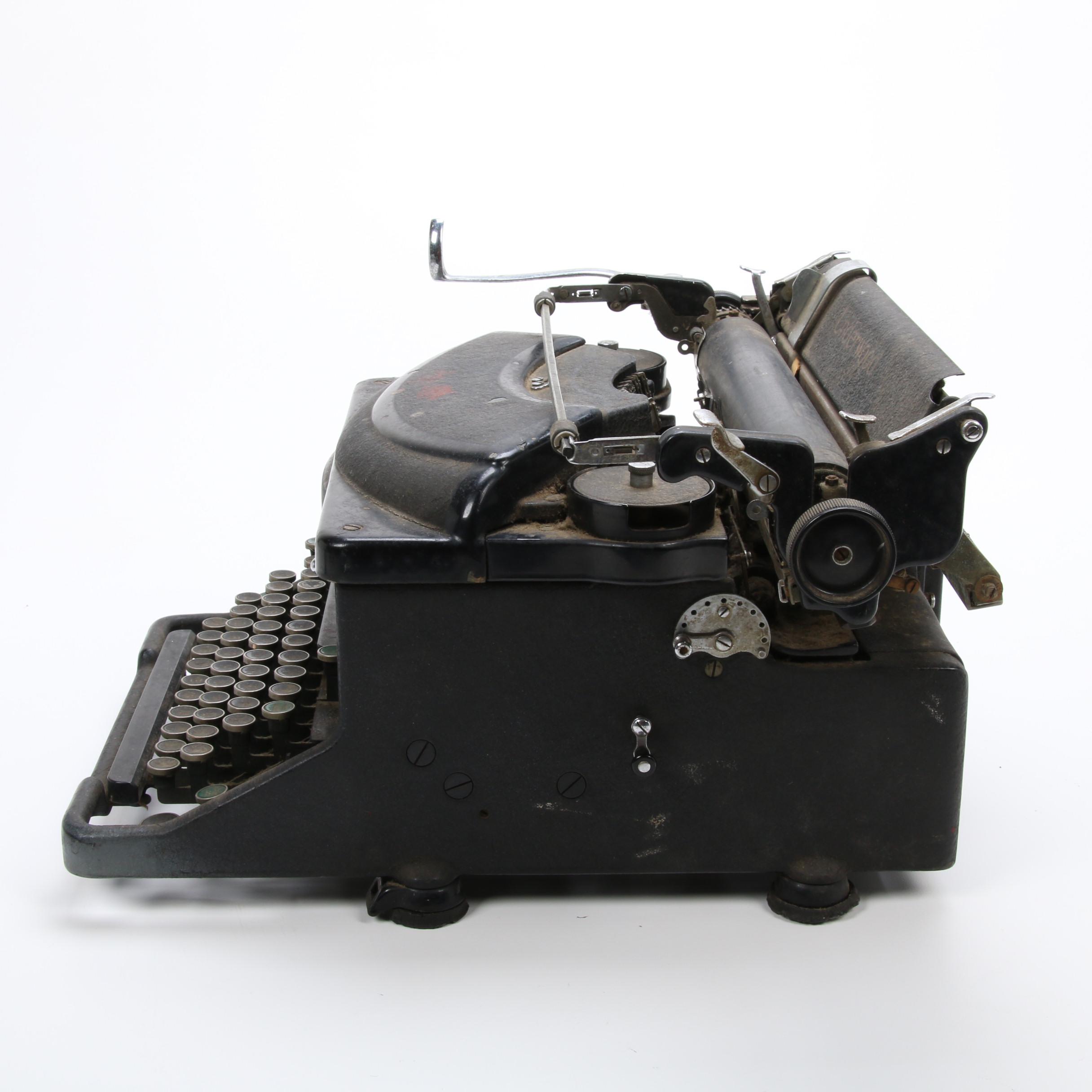 Underwood Elliott Fisher Company "Noiseless" Typewriter, 1941