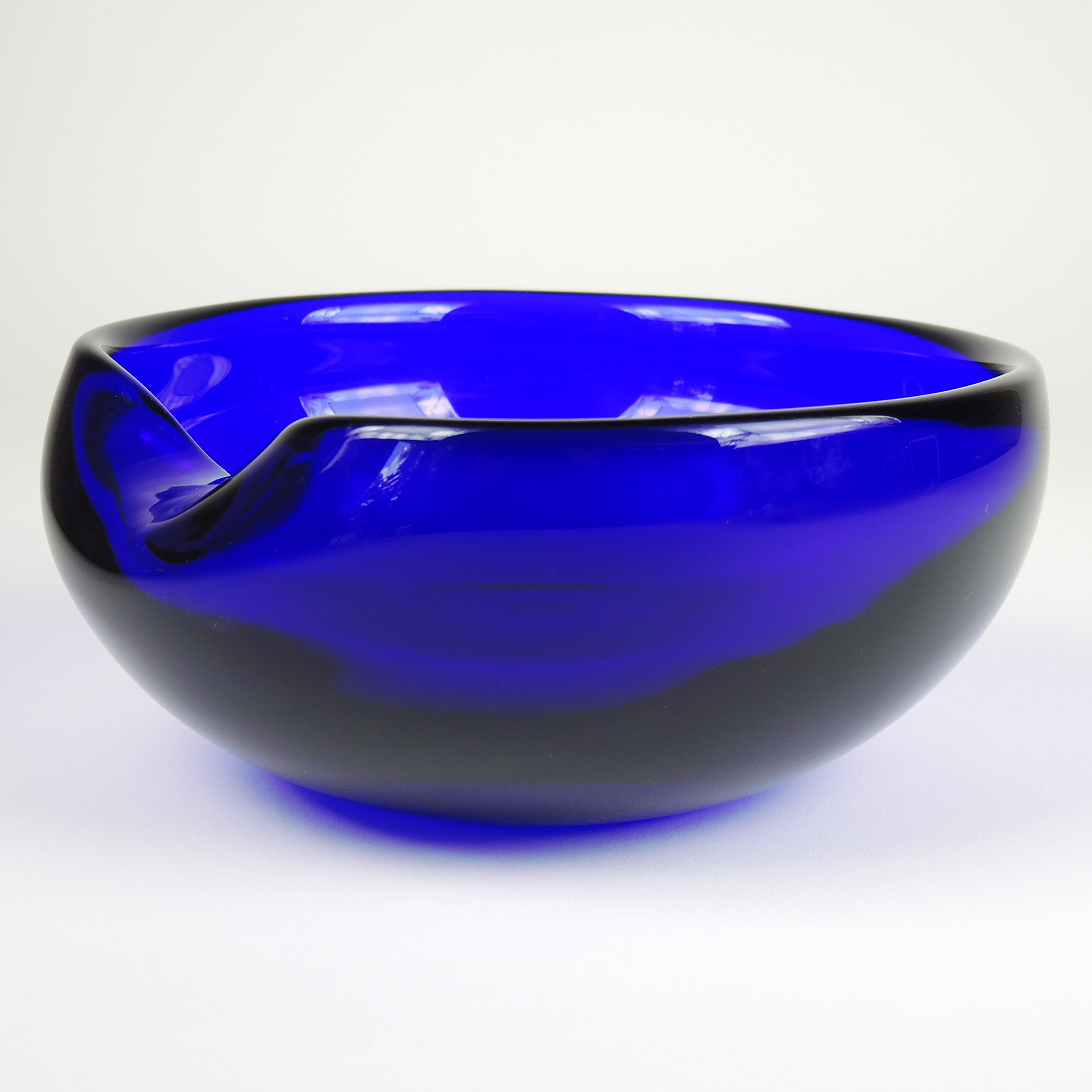 Elsa Peretti for Tiffany Co. "Thumbprint" Murano Glass Bowl