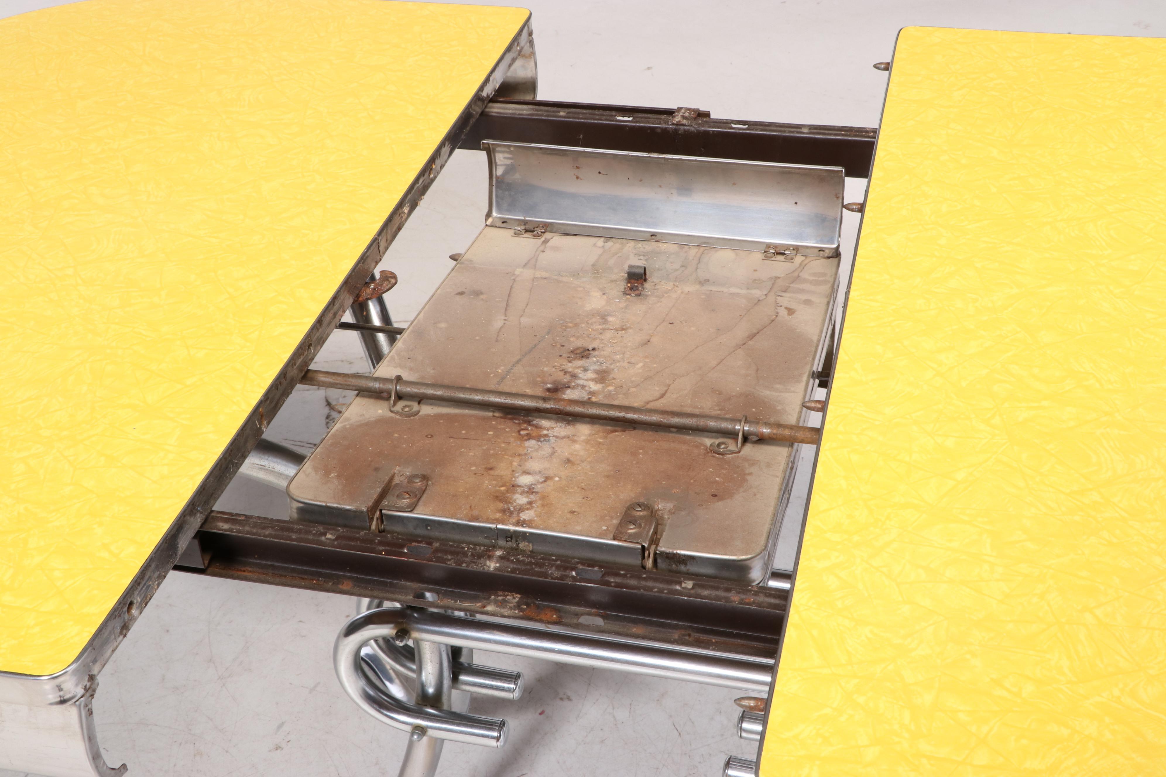 Mid Century Modern Chrome and Vinyl Dinette Set, Mid-20th Century