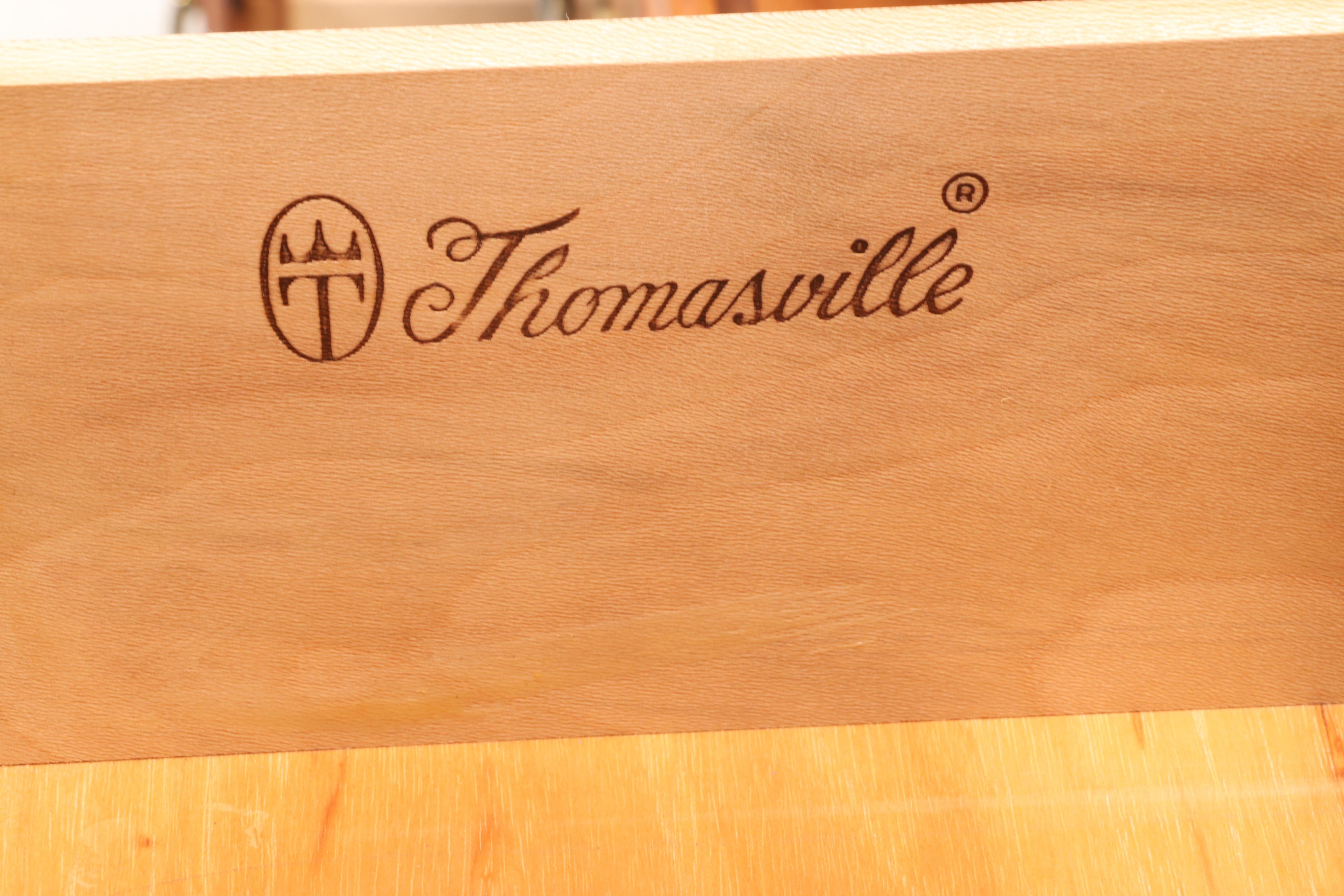 Thomasville Colonial Style Oak Dresser with Mirror