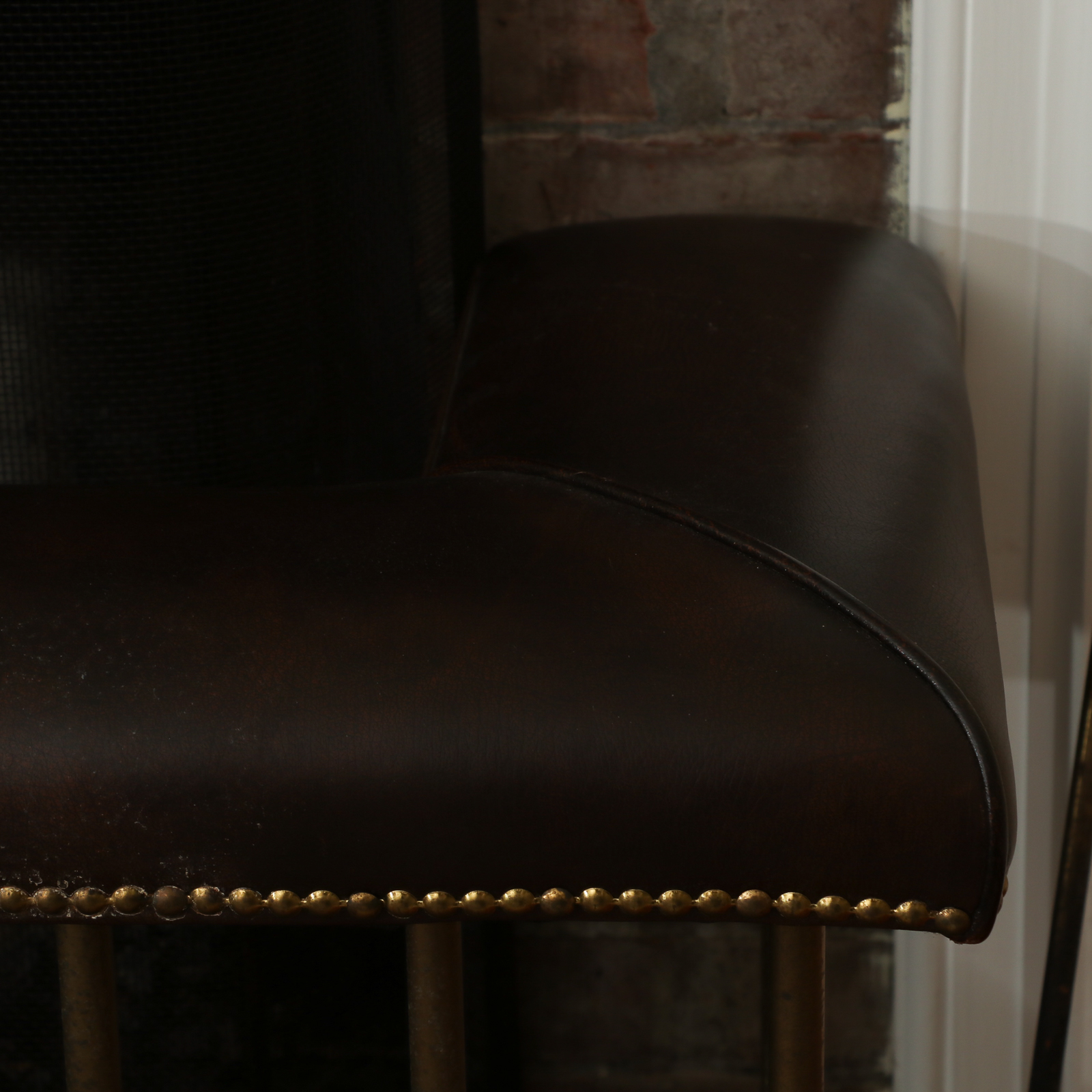 Adjustable Fireplace Fender