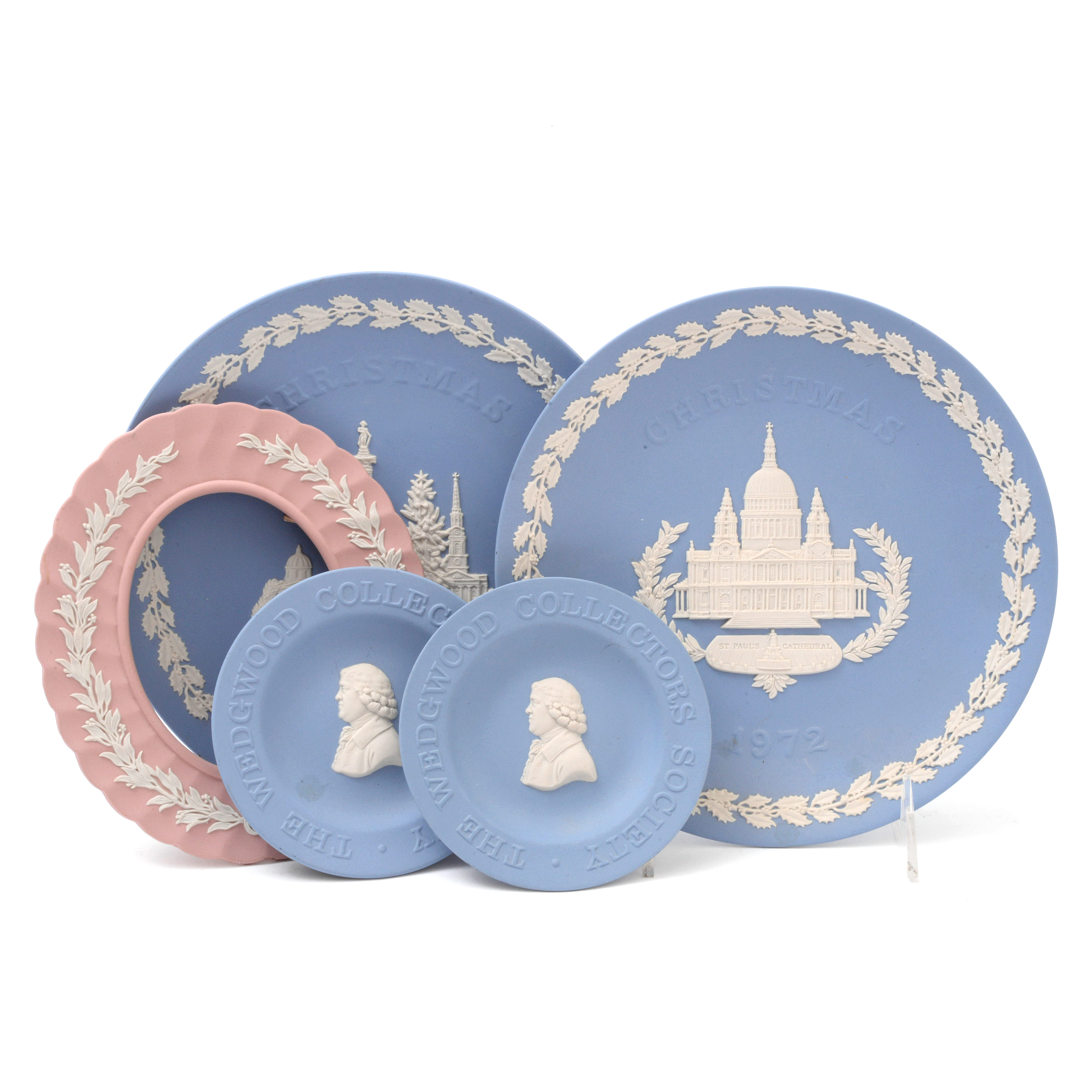 Wedgwood Jasperware Christmas Plates and Pieces, Mid-20th Century