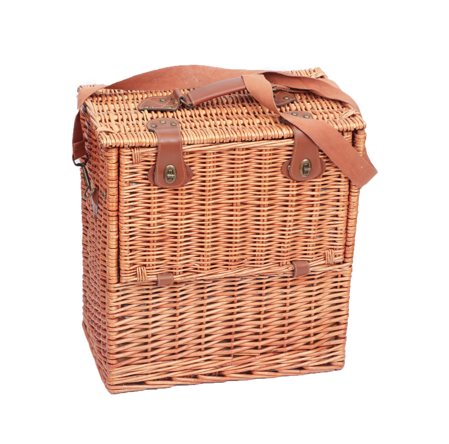 Wicker Picnic Hamper with Glasses and Flatware