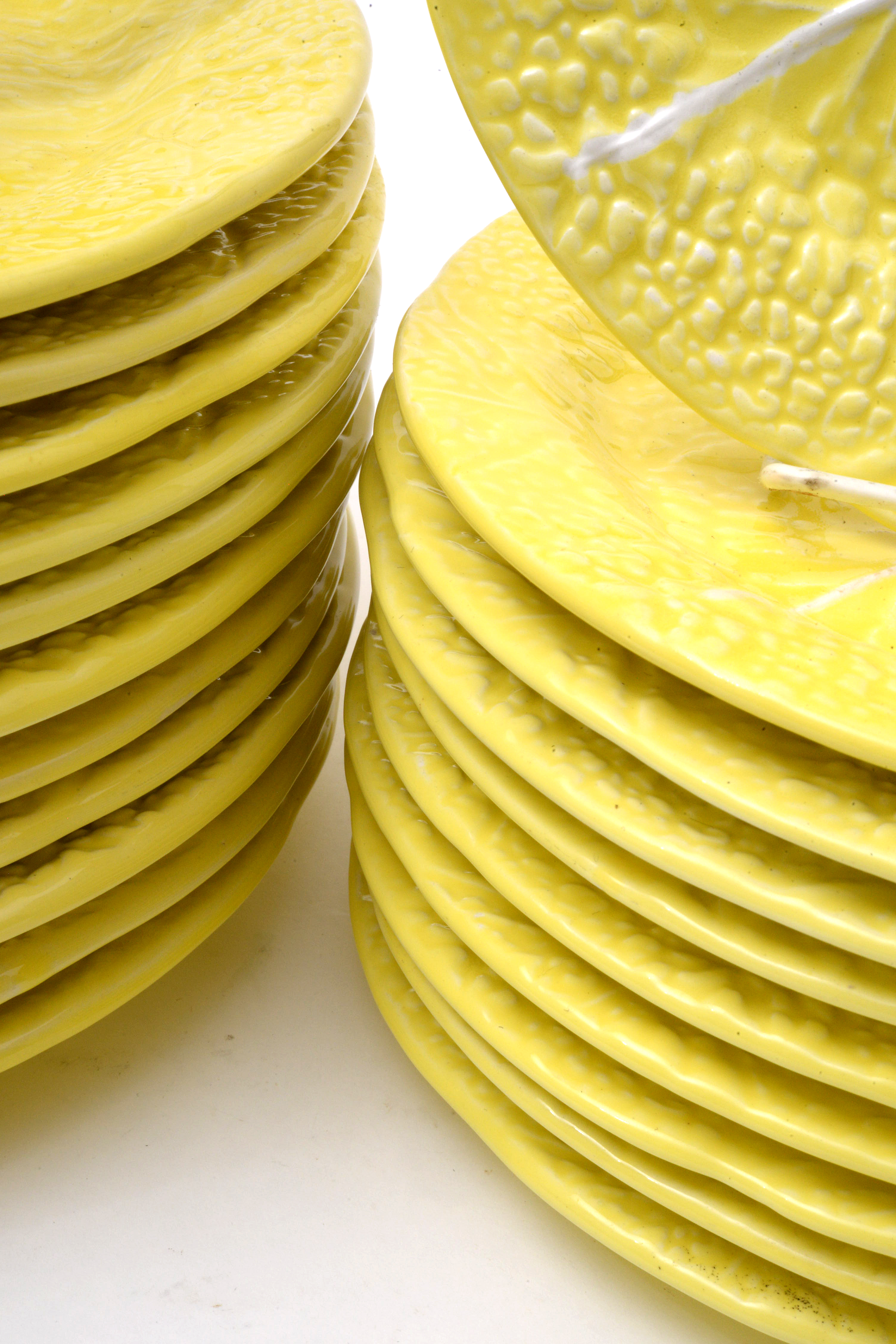 Secla Pottery "Yellow Cabbage" Majolica Dinner and Salad Plates