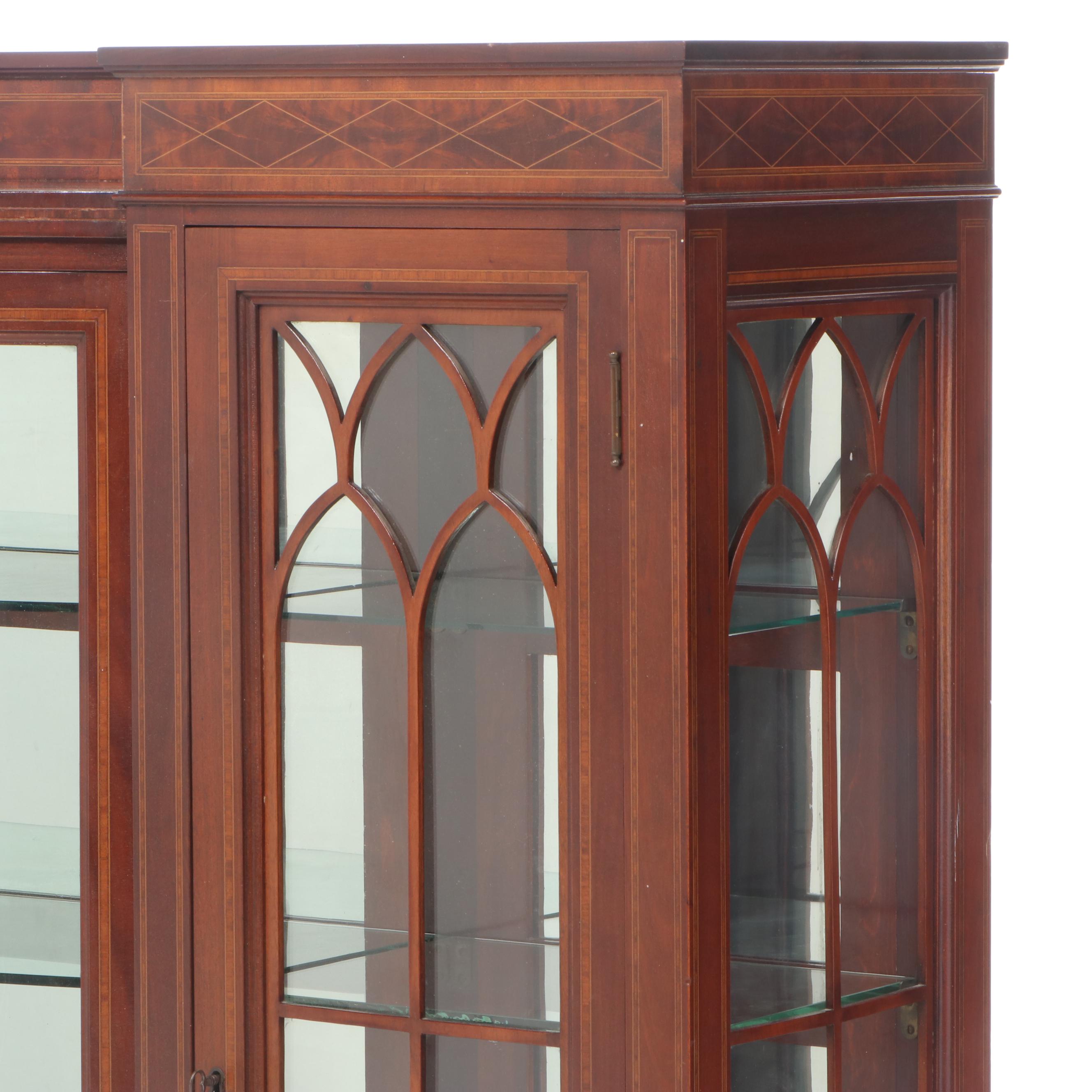 Royal Furniture Hepplewhite Style Mahogany China Cabinet, Early 20th Century