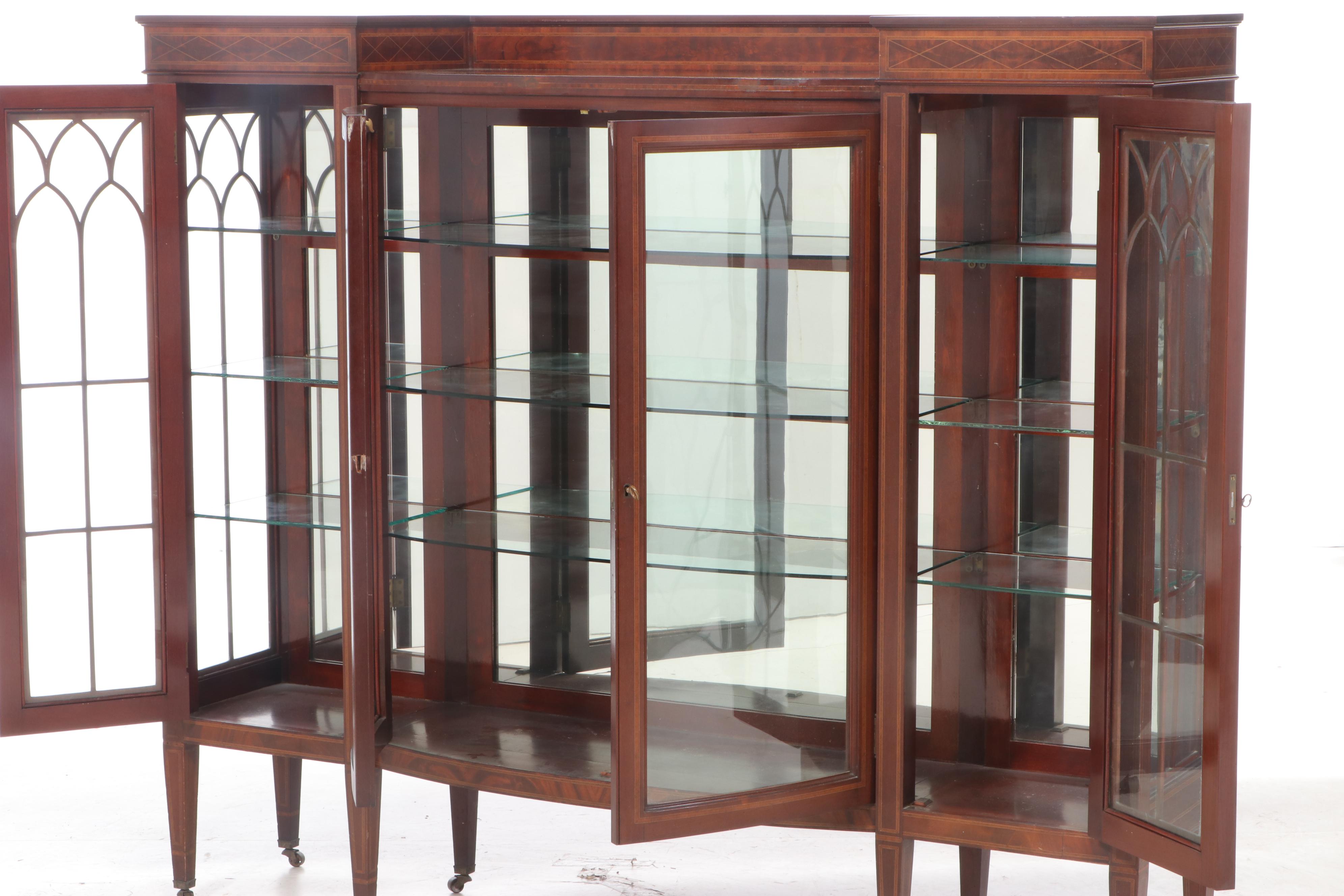 Royal Furniture Hepplewhite Style Mahogany China Cabinet, Early 20th Century