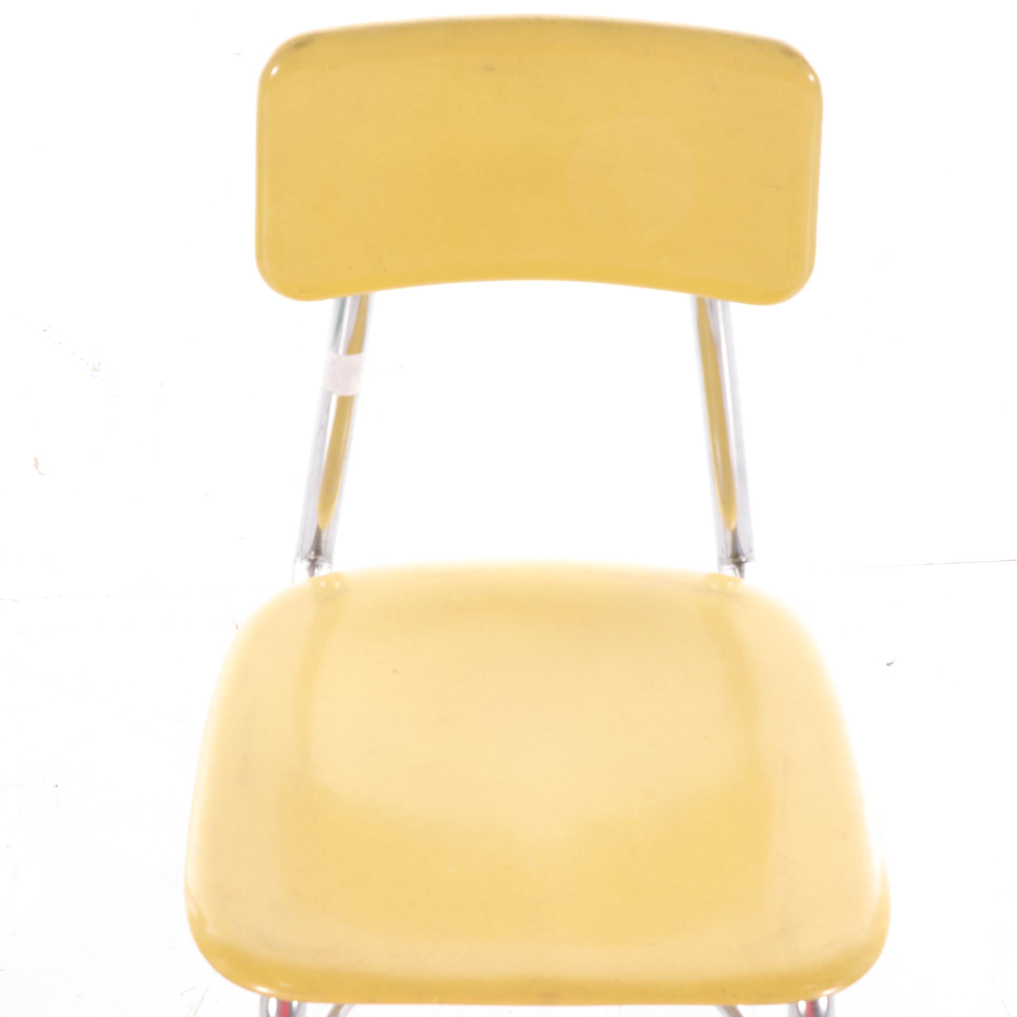 Heywood Wakefield Mid Century Modern HeyWoodite Children's Plastic Chairs