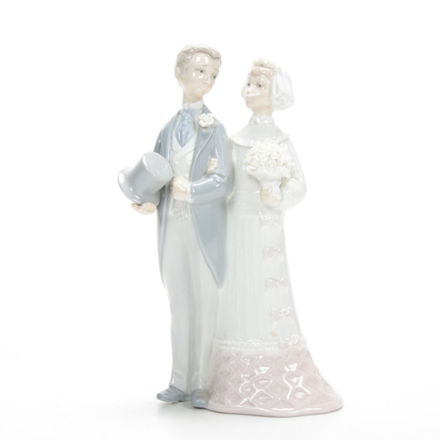 Lladró "Wedding" Porcelain Figurine Designed by Julio Fernández