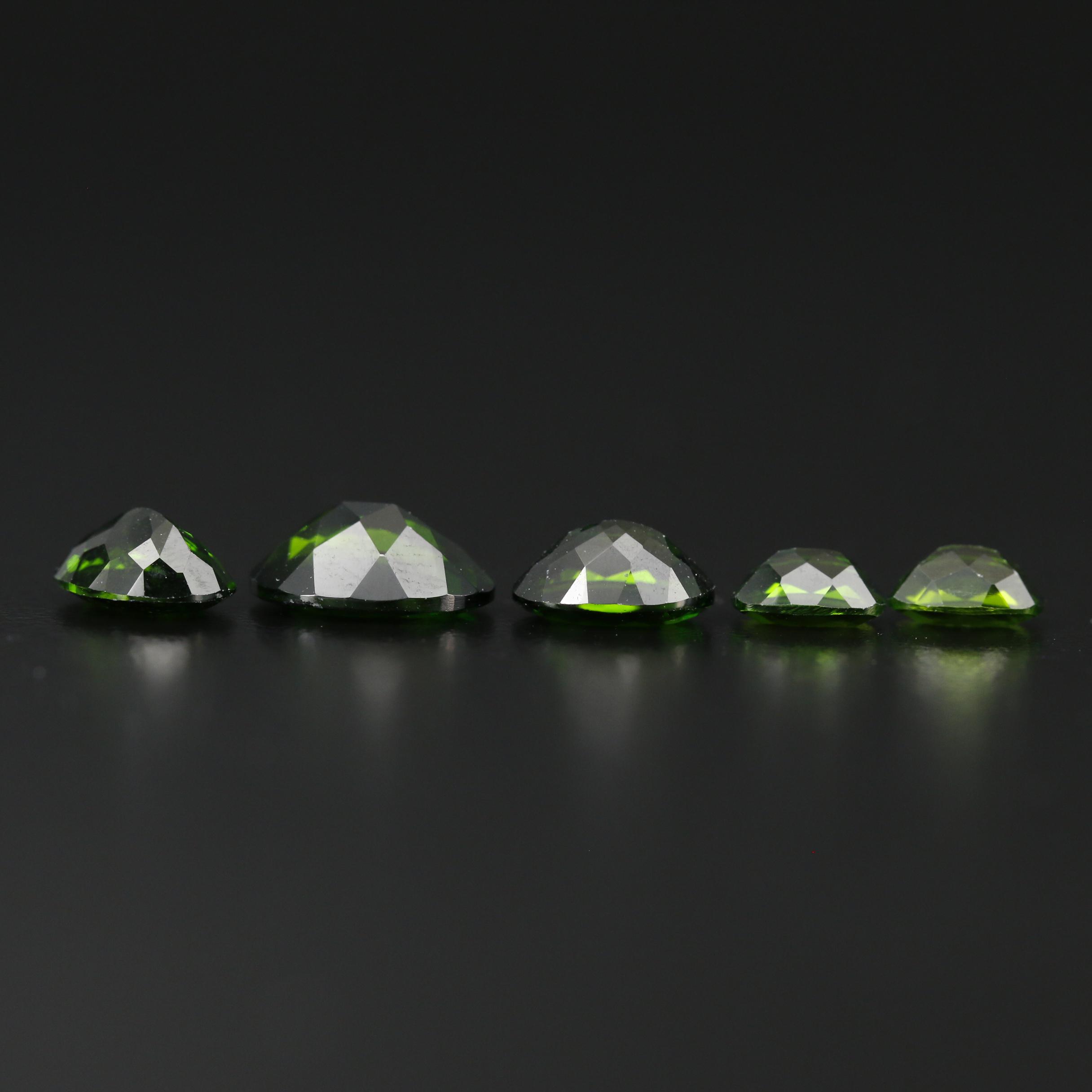 Loose 9.04 CTW Mixed Cut Diopsides