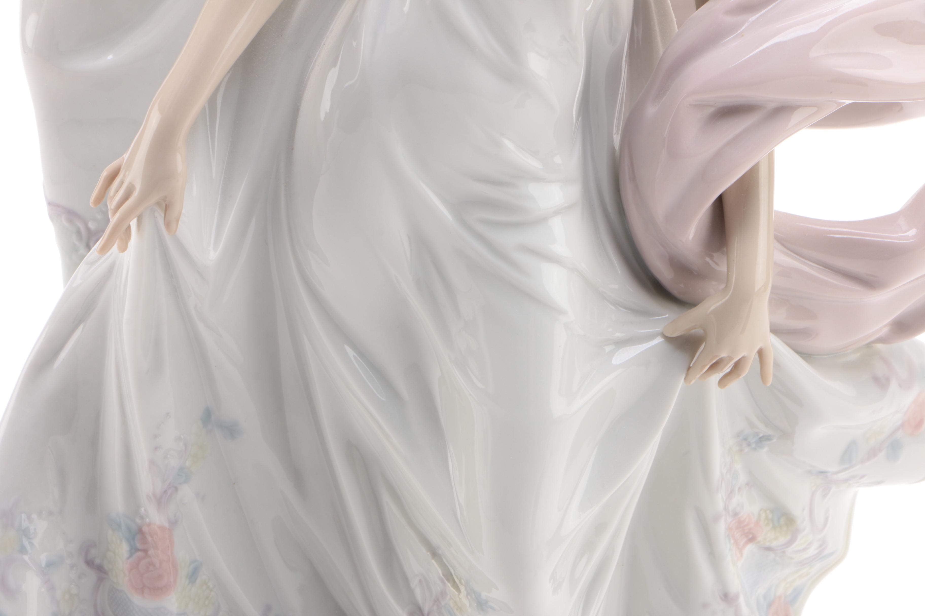 Lladró "Allegory of Liberty" Porcelain Figurine Designed by José Puche