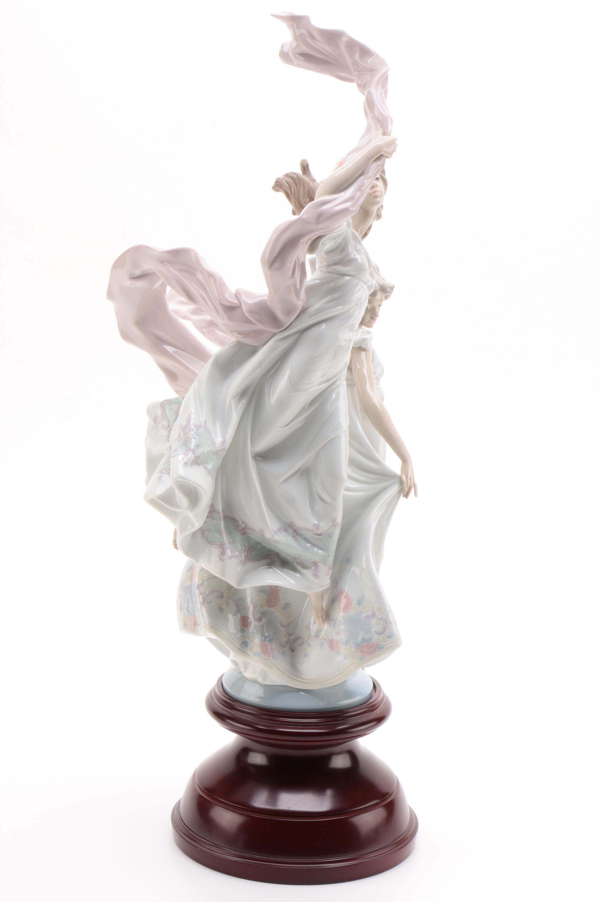 Lladró "Allegory of Liberty" Porcelain Figurine Designed by José Puche