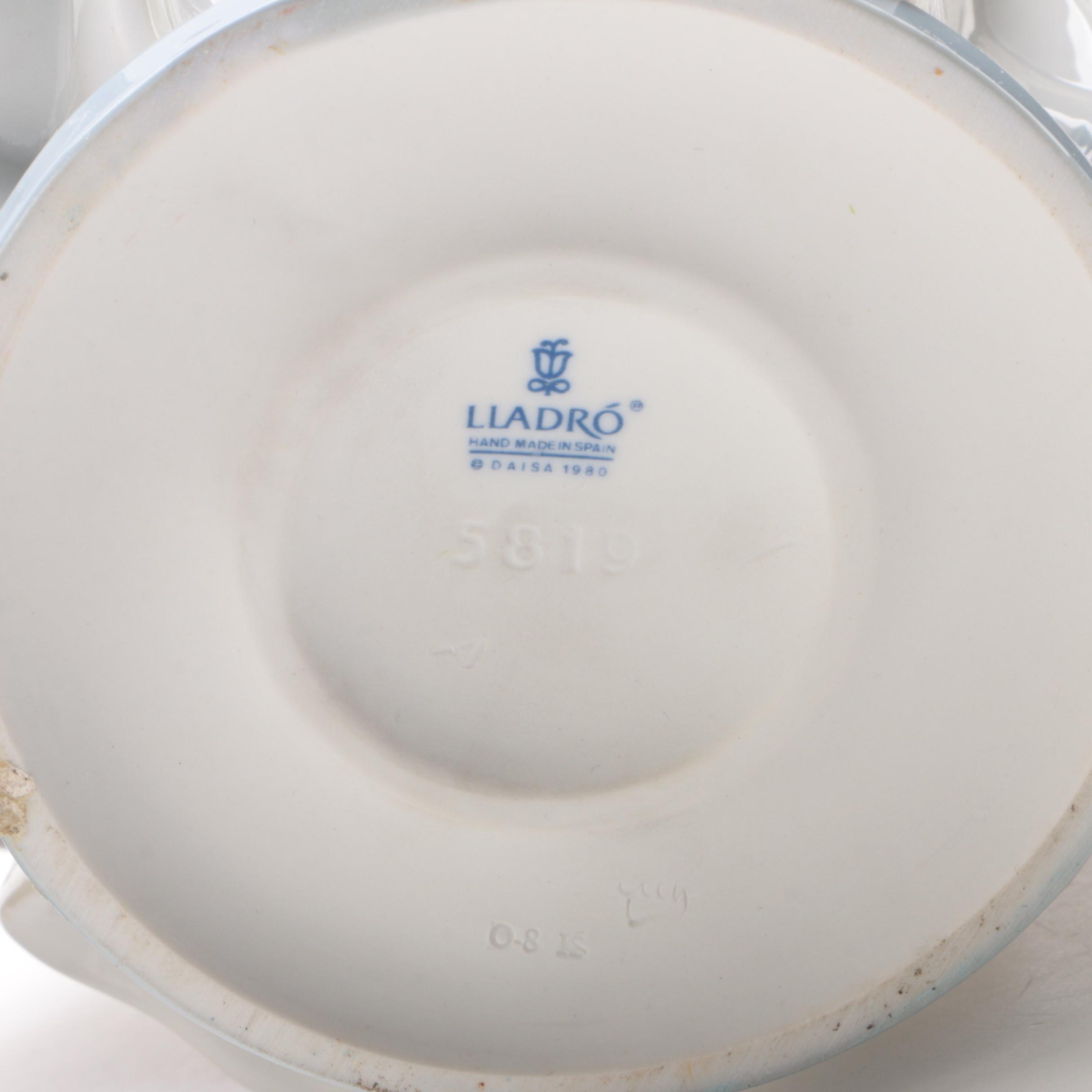 Lladró "Allegory of Liberty" Porcelain Figurine Designed by José Puche