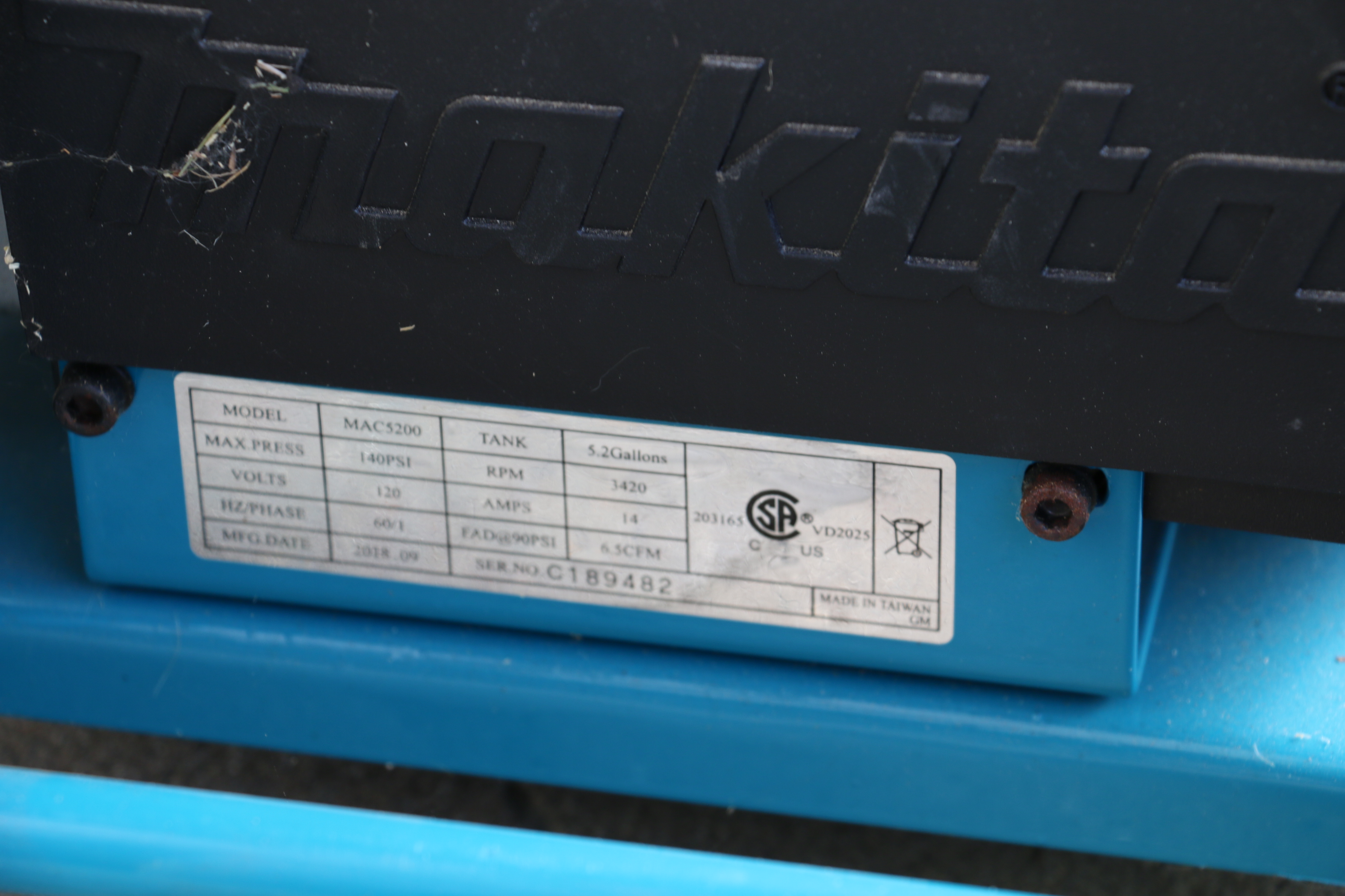 Makita Pneumatics MAC5200 Air Compressor