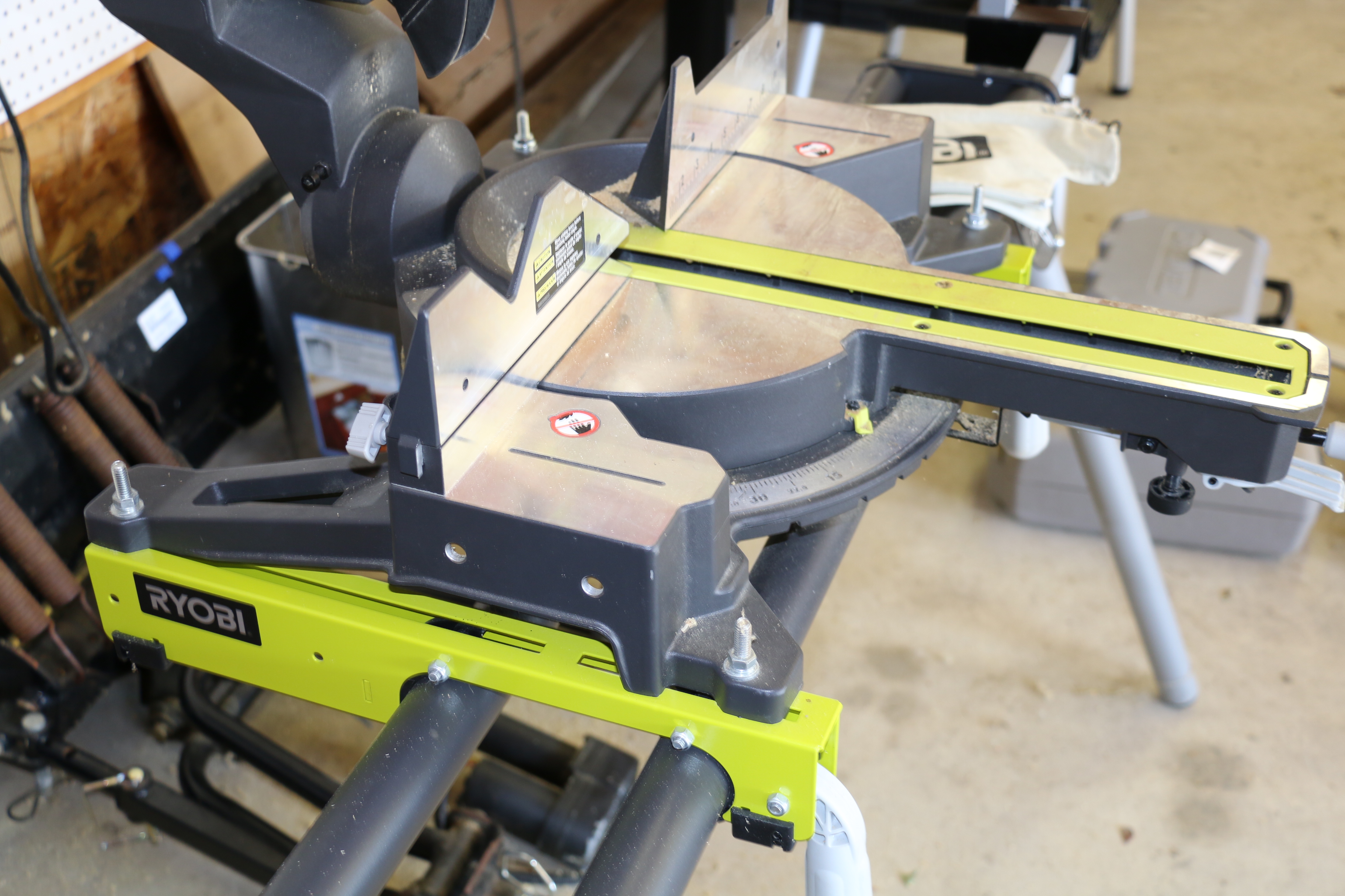 Ryobi Sliding Compound Miter Saw and Universal Miter Saw Quickstand