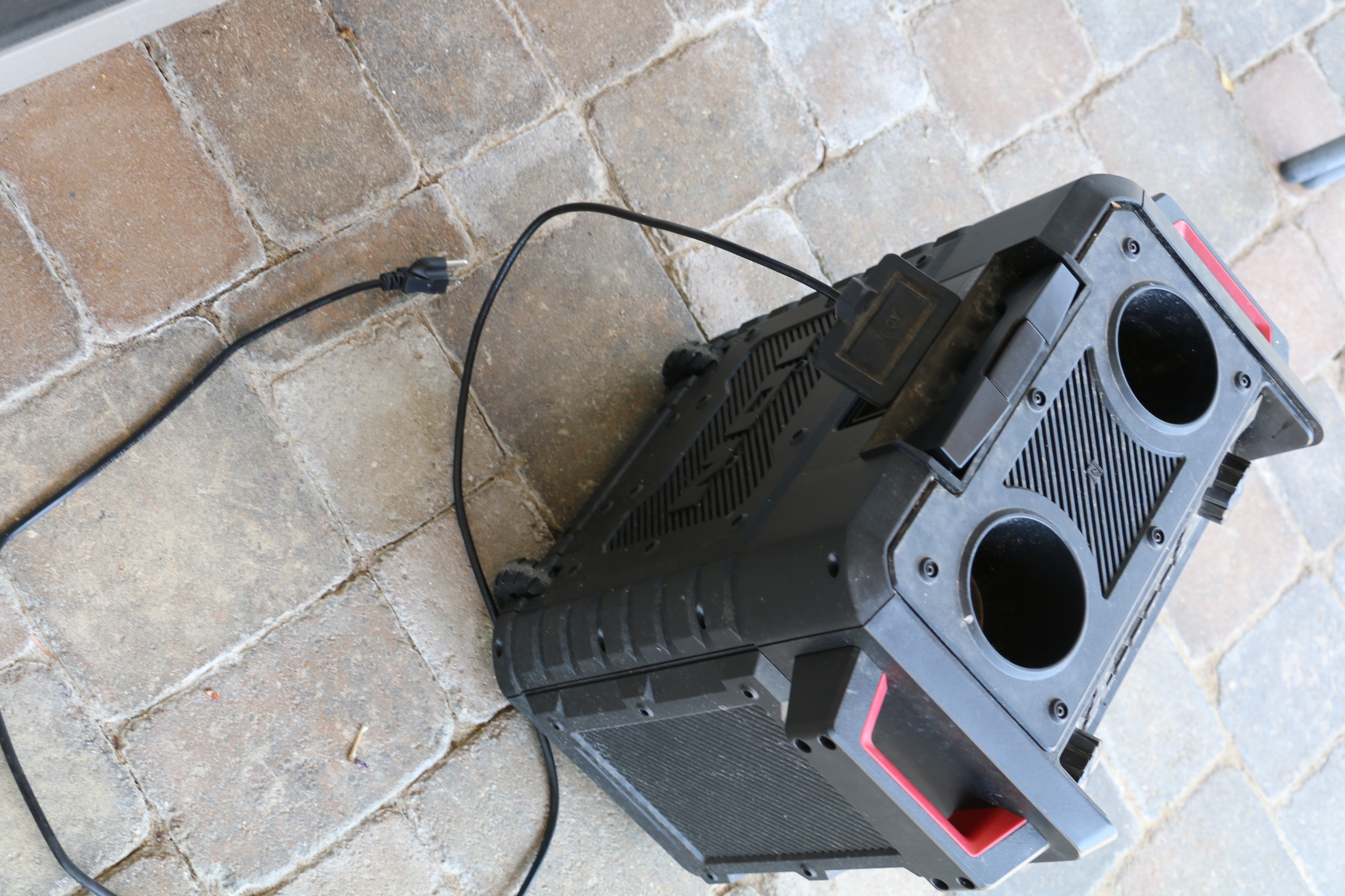 Ion "Pathfinder 2" Portable Stereo with USB