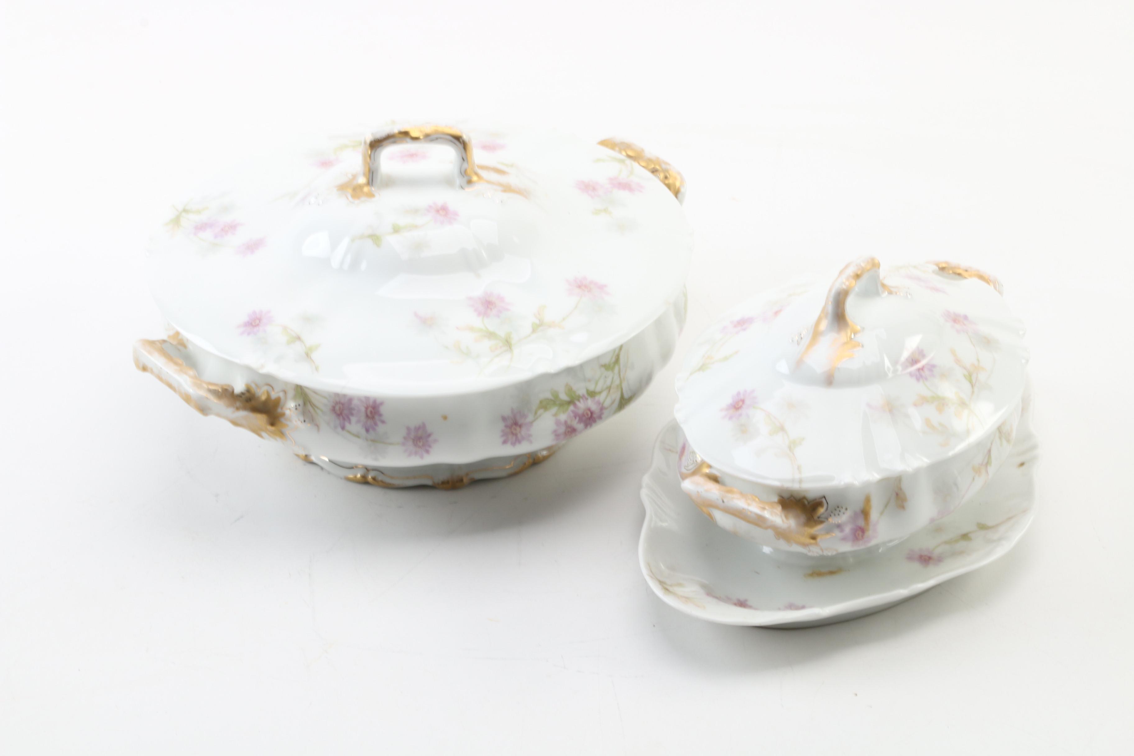 Theodore Haviland Limoges Porcelain Floral Dinnerware, Late 19th Century