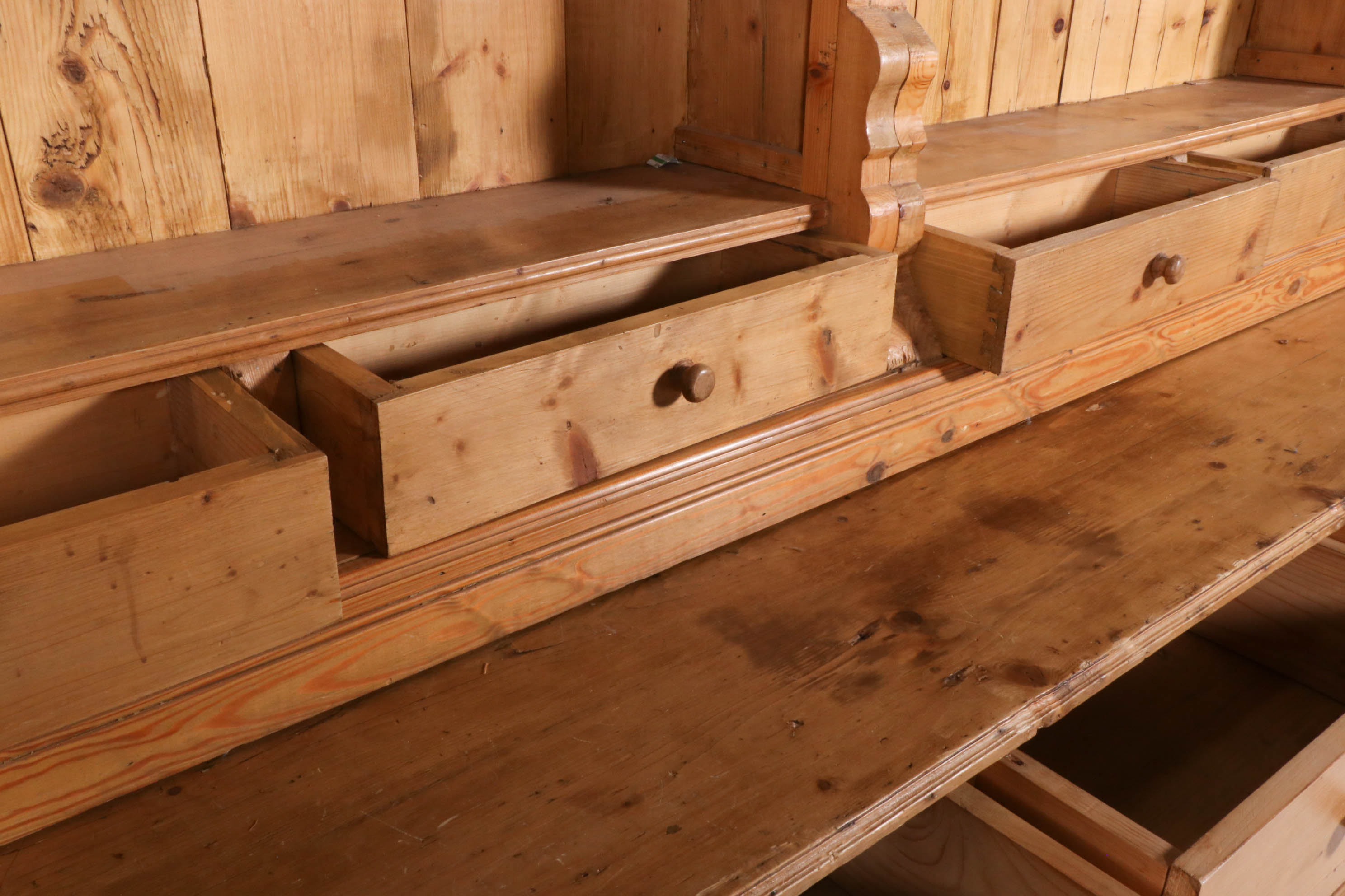 Farmhouse Style Pine Kitchen Hutch, Mid to Late 20th Century