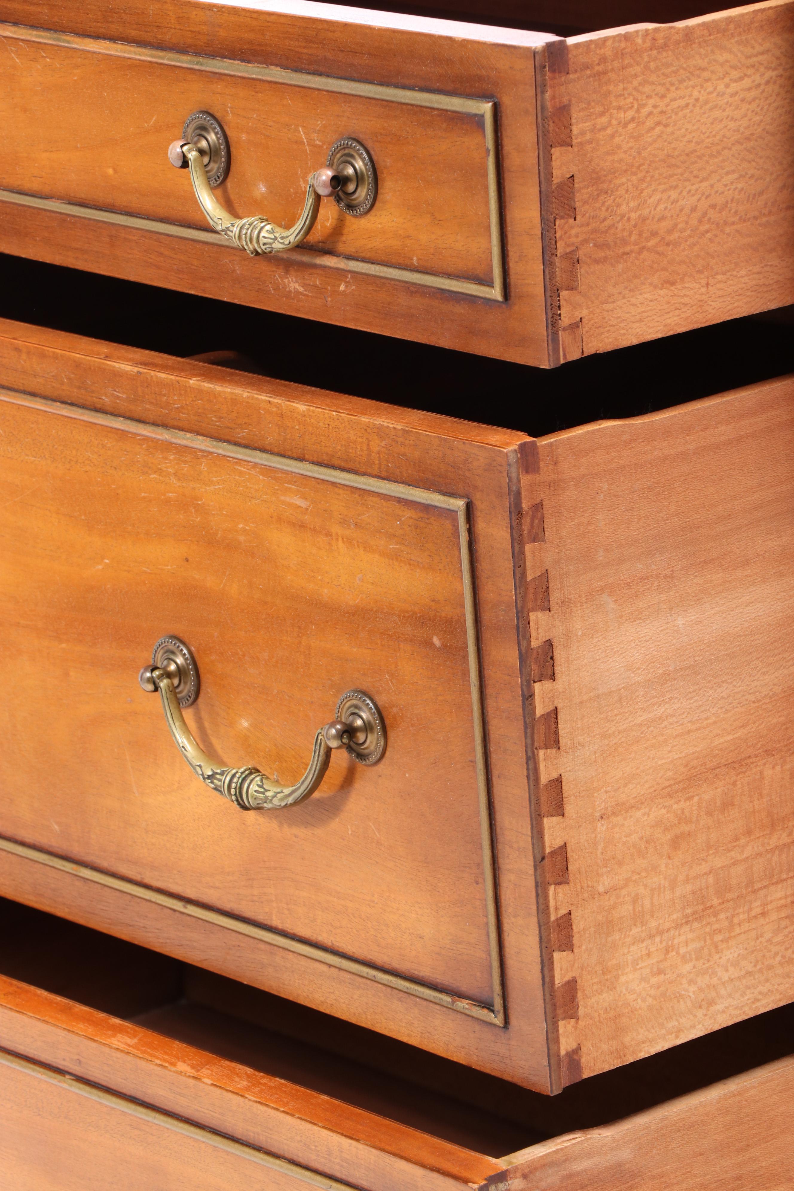 Saginaw Furniture Shops Federal Style Walnut-Veneered & Stained Chest of Drawers