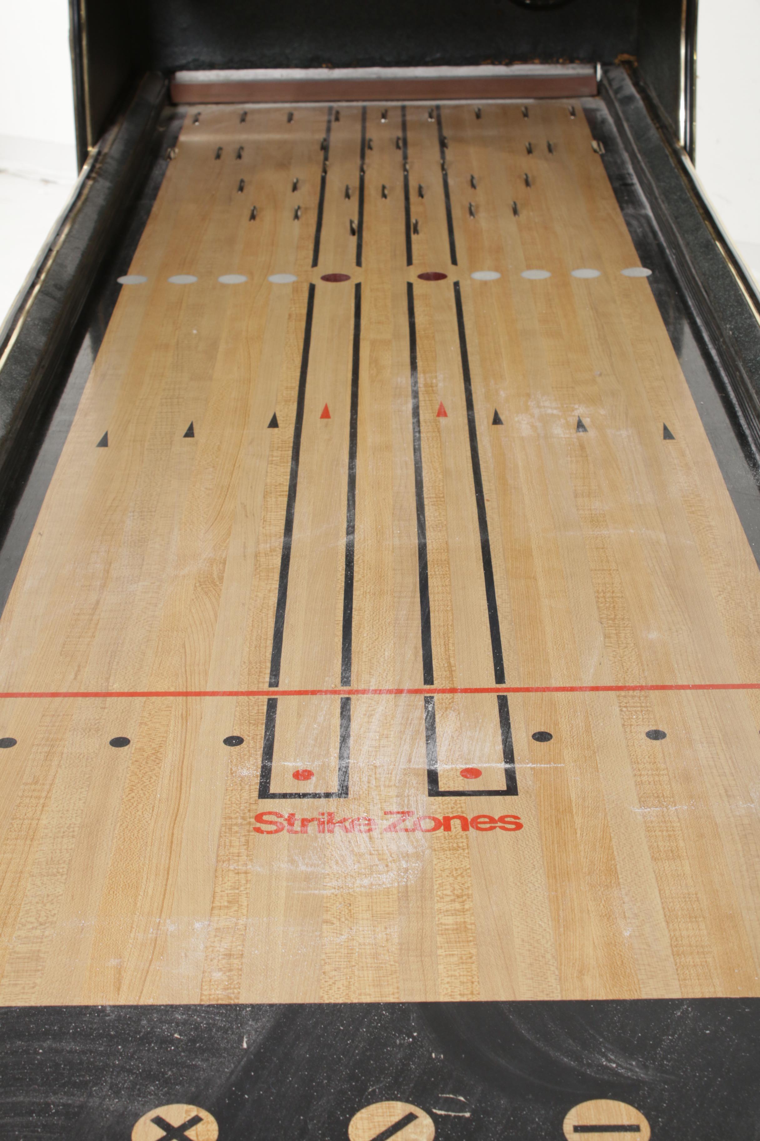 "Top Dawg" Shuffle Board Bowling Arcade Machine