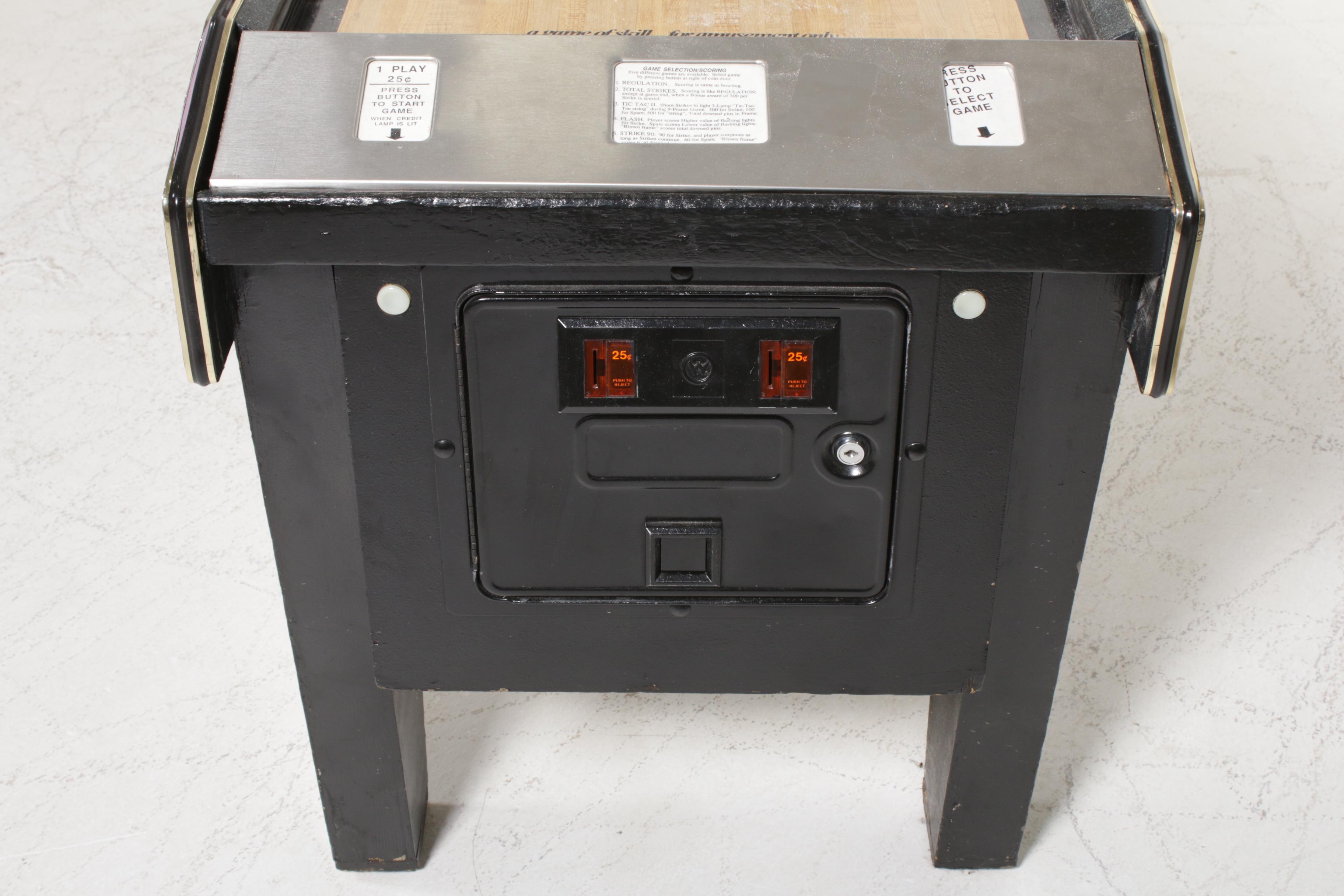 "Top Dawg" Shuffle Board Bowling Arcade Machine