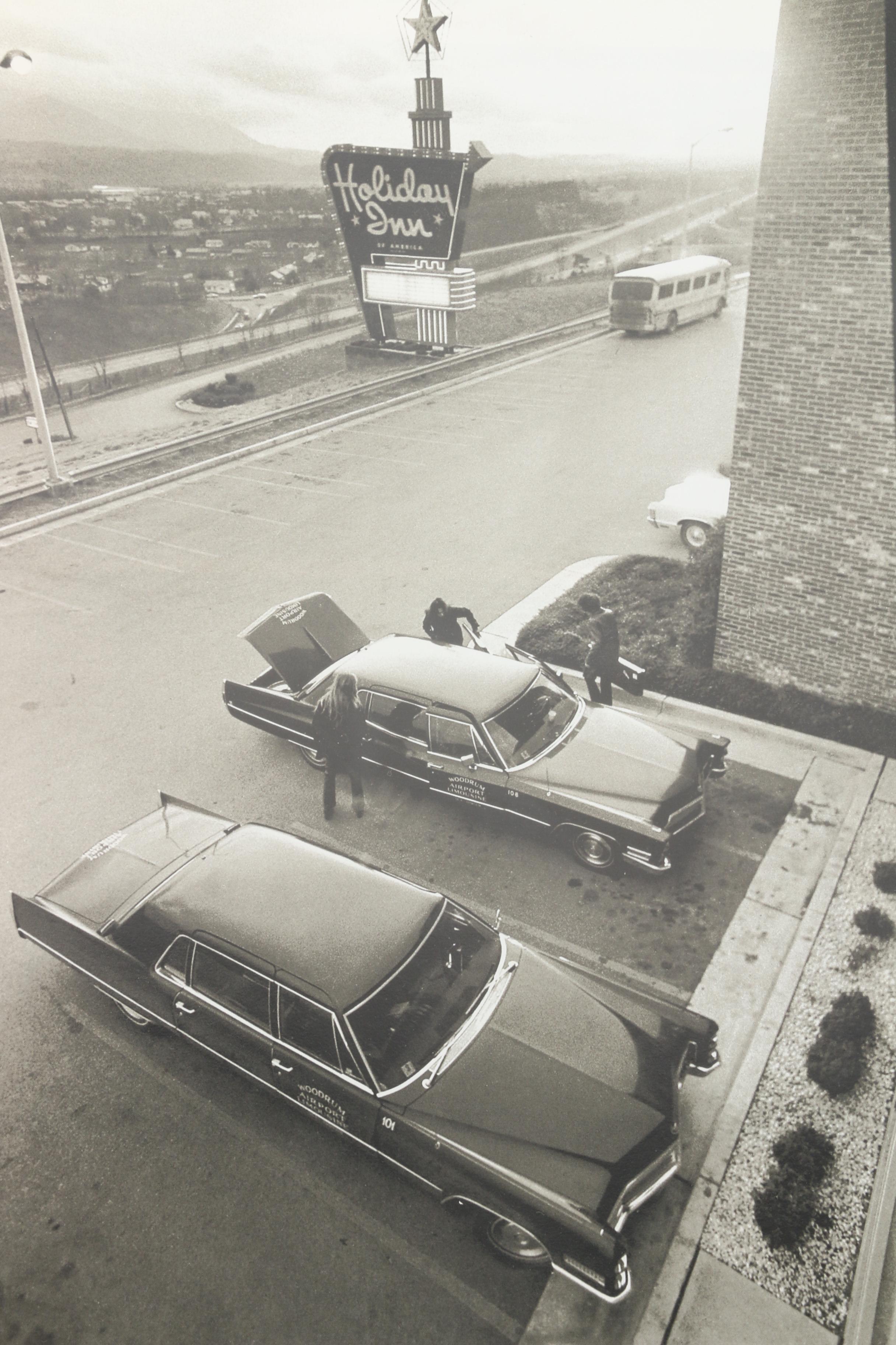 Annie Leibovitz Signed "Women" with First Printing "Photographs, 1970–1990"