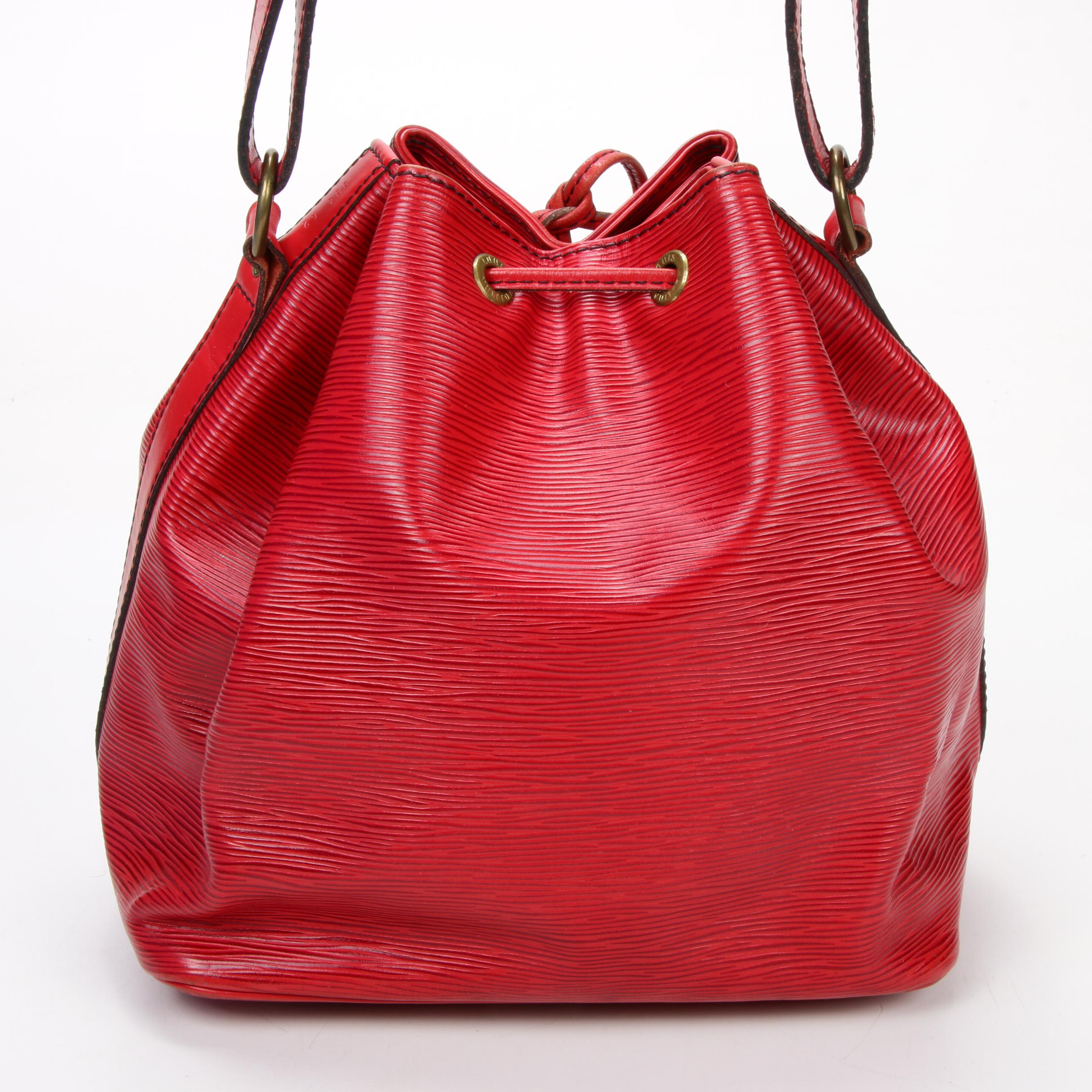 Louis Vuitton Petit Noe Bucket Bag in Red Epi Leather