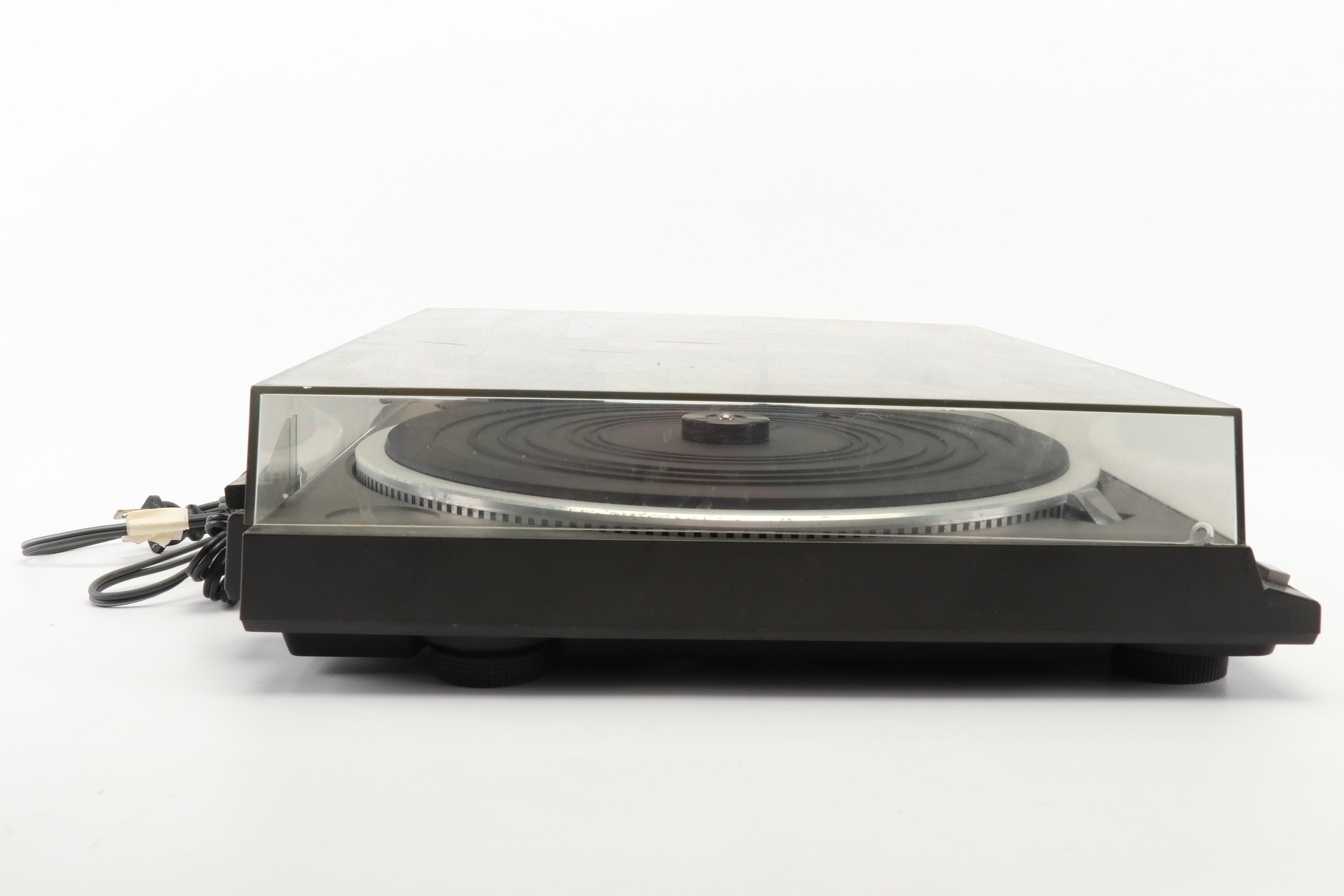 Technics SL-QD33 Quartz Direct Drive Turntable, Late 20th Century