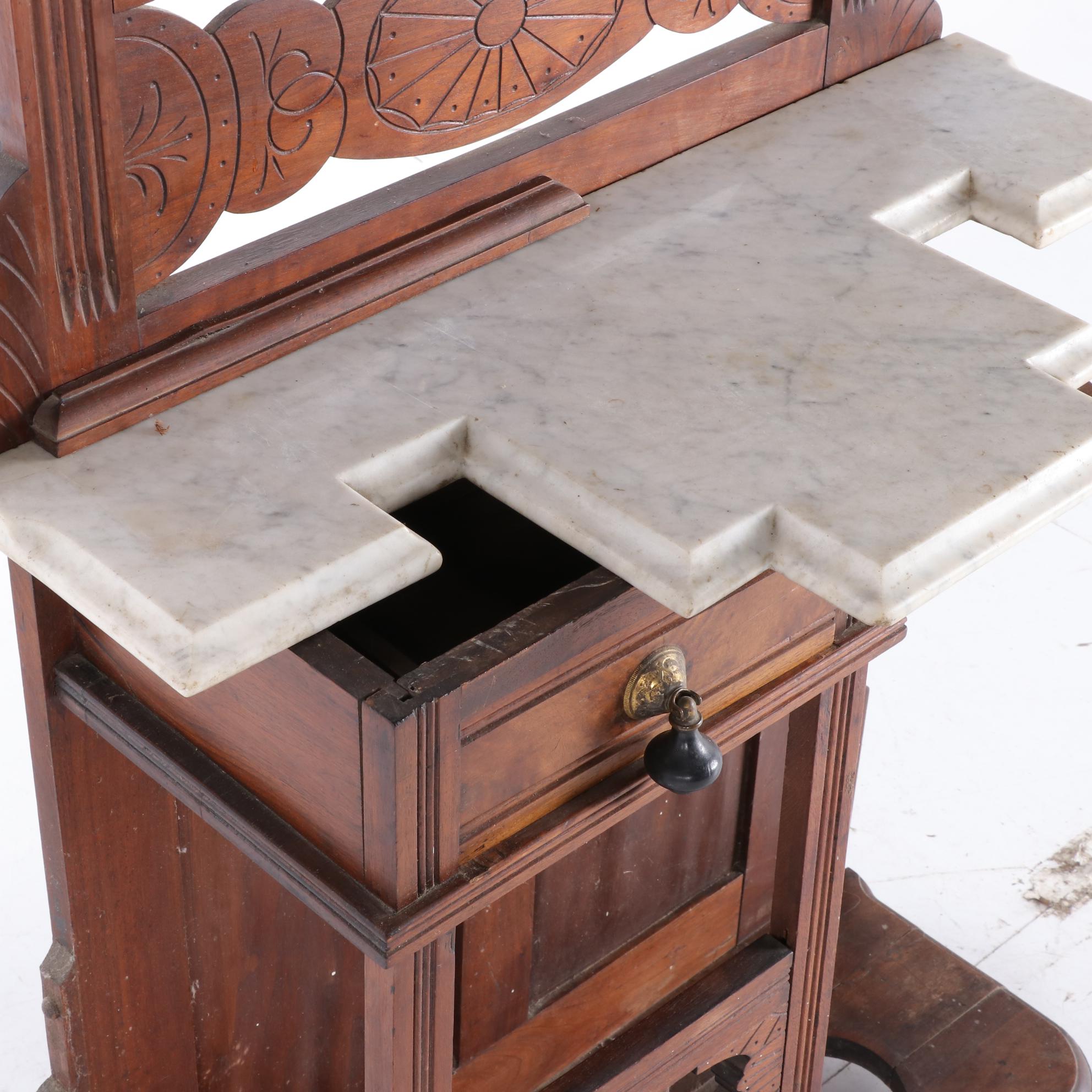 Victorian Eastlake Walnut Hall Tree, Late 19th Century