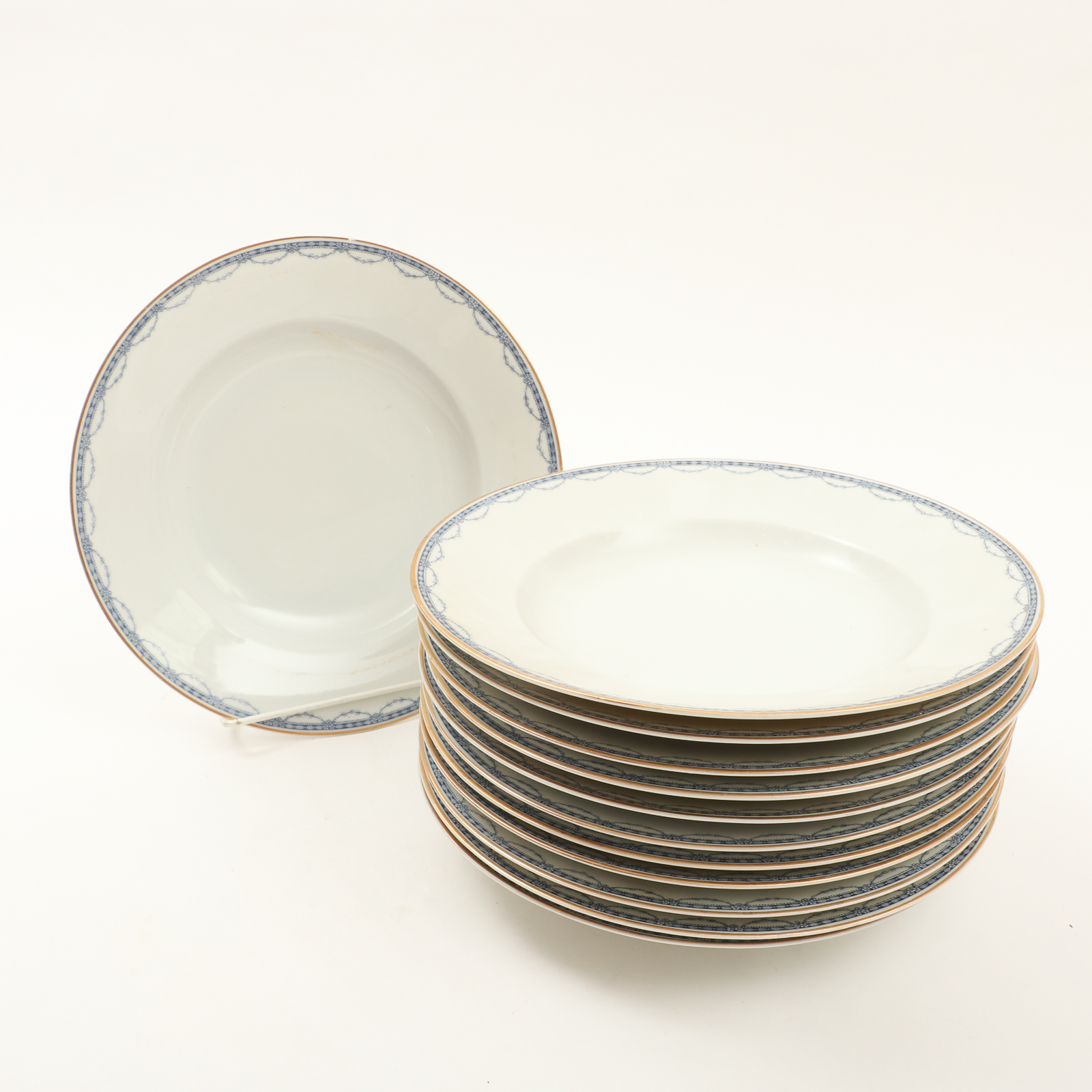 Heinrich & Co. Bavaria Porcelain Dinnerware, Early 20th Century