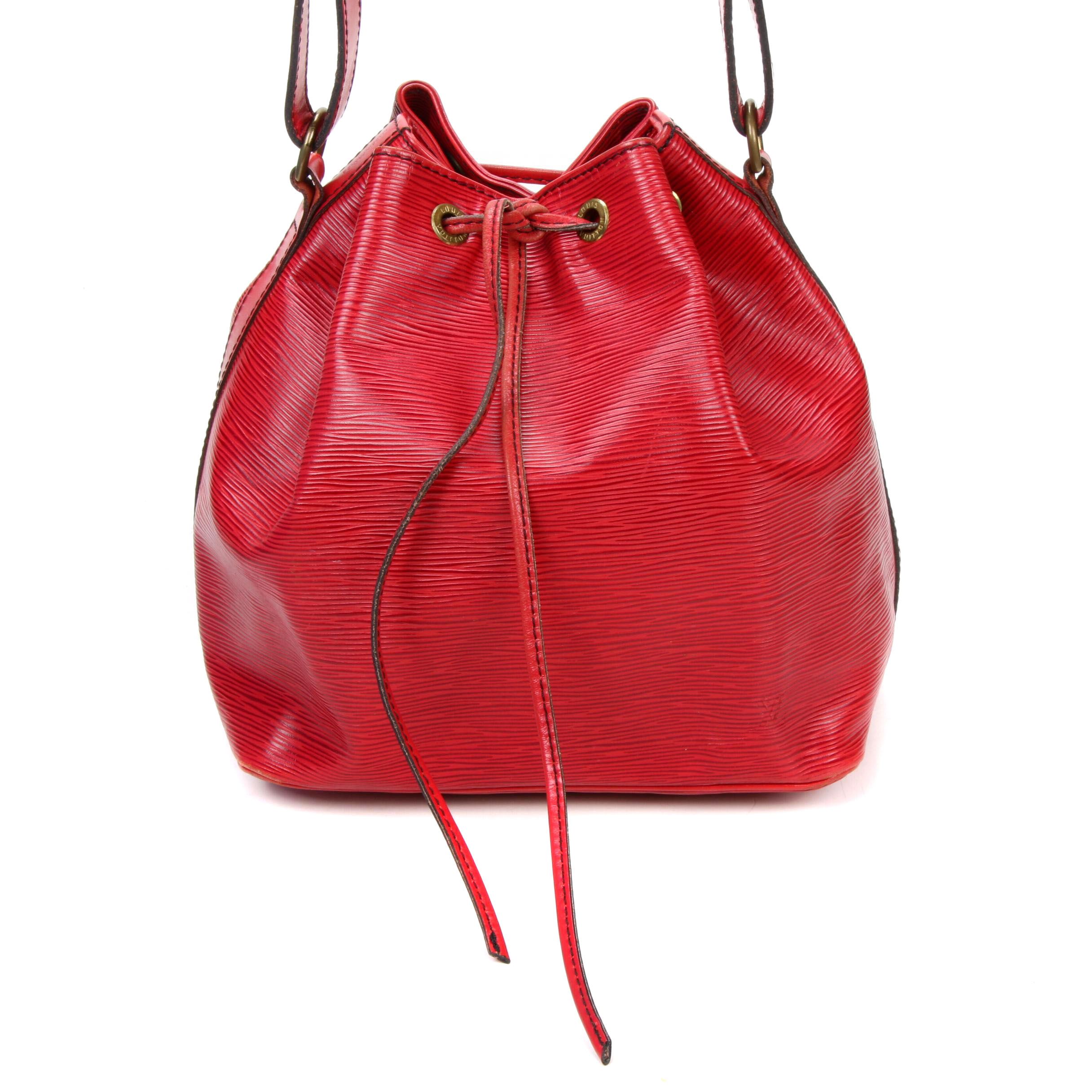 Louis Vuitton Petit Noe Bucket Bag in Red Epi Leather